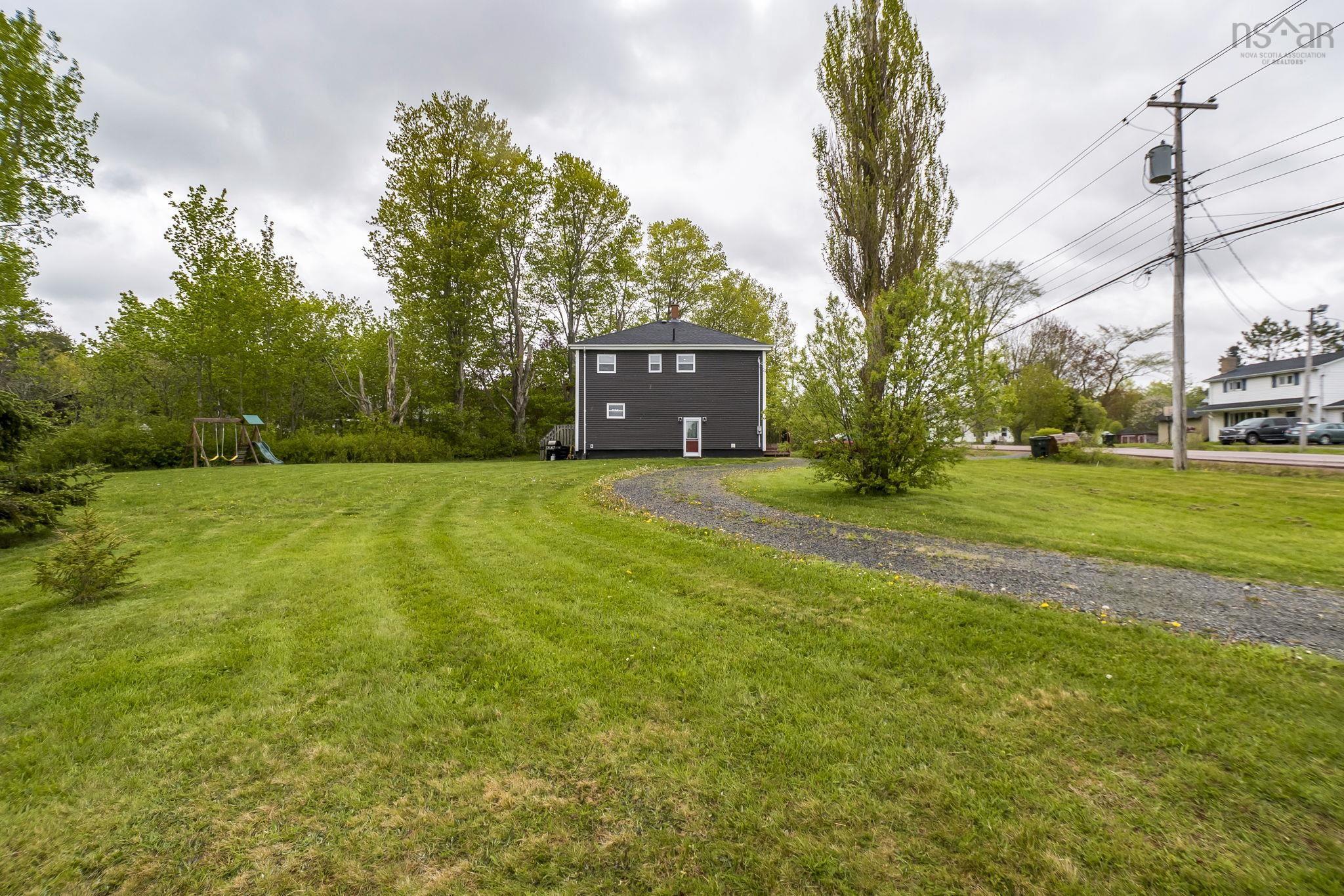 $439,900.00: 387 Brookside Road Drive, Brookside