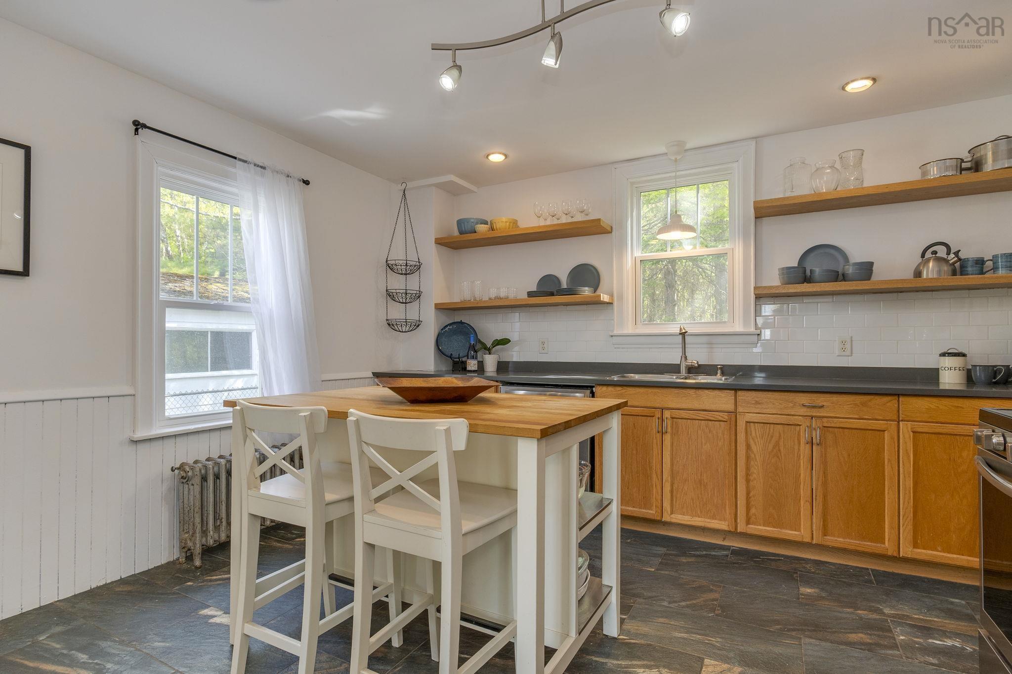 19 Tophill Road, Bedford, NS (MLS 202612404)
