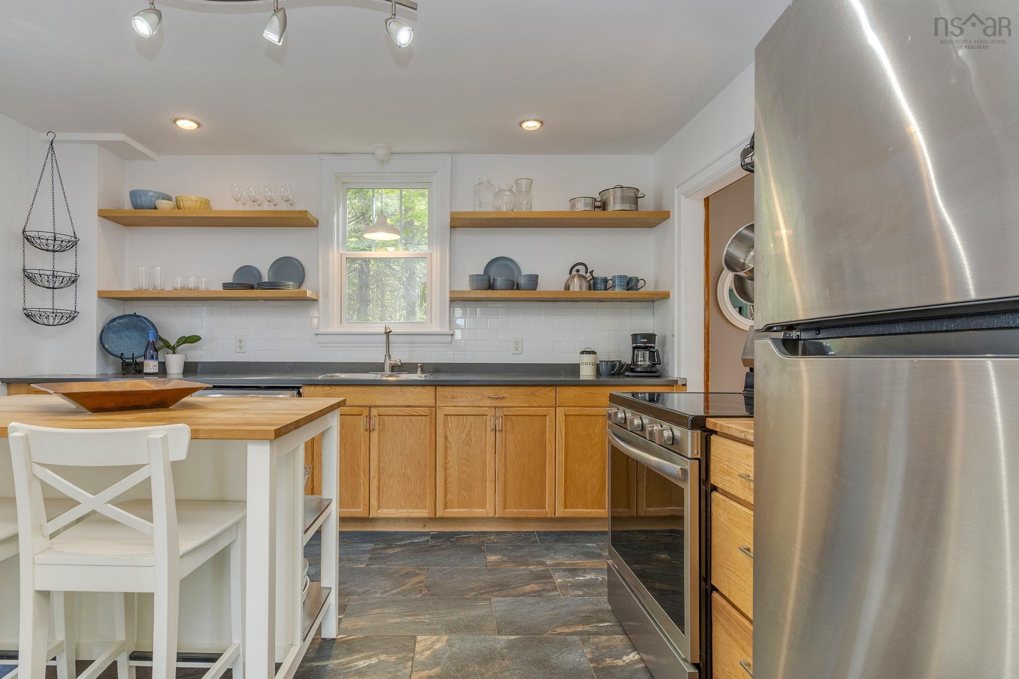 19 Tophill Road, Bedford, NS (MLS 202612404)