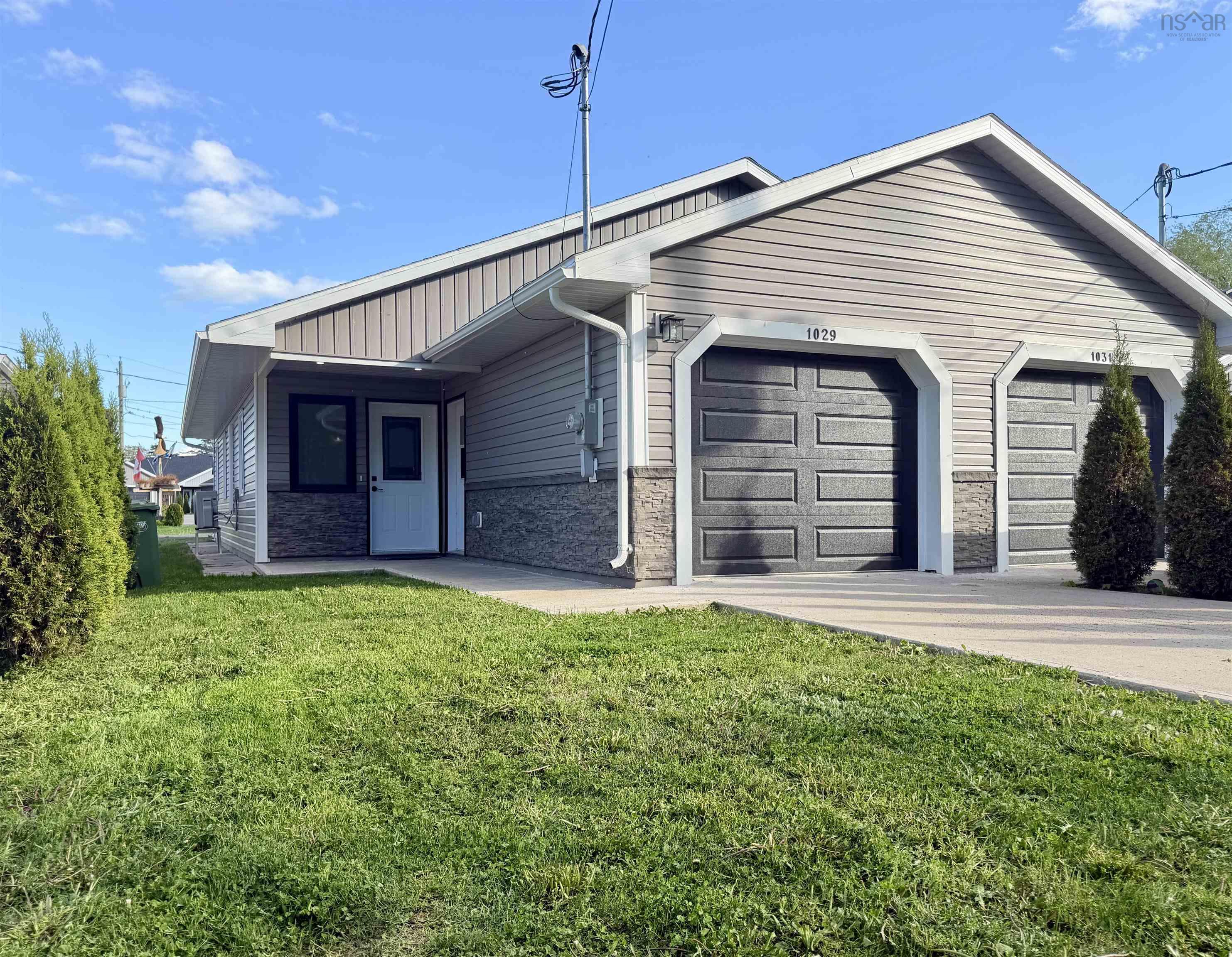 $300,000.00: 1029 Upper Church Street, North Kentville