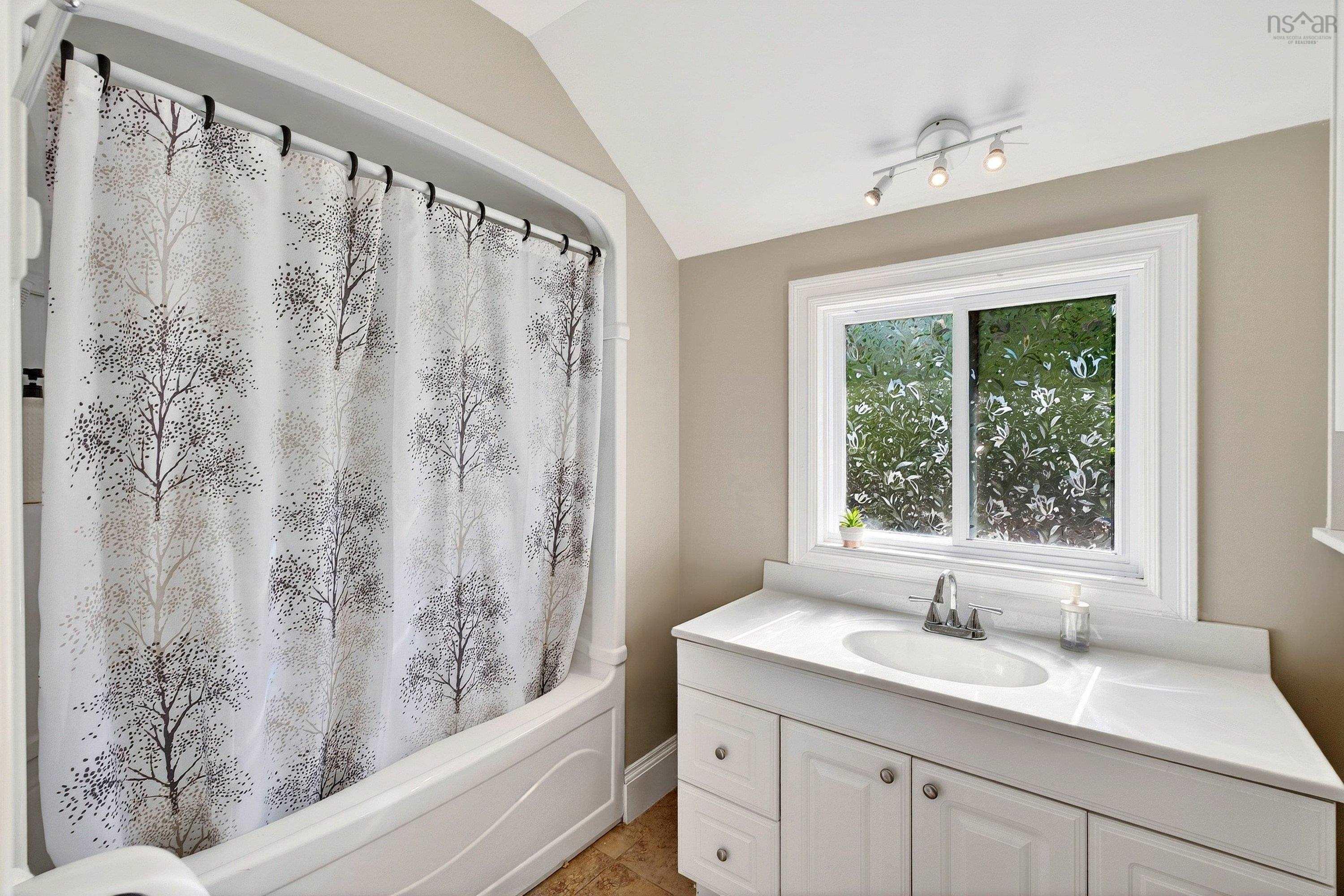 2434 Connaught Avenue, Halifax, NS (MLS 202612414)