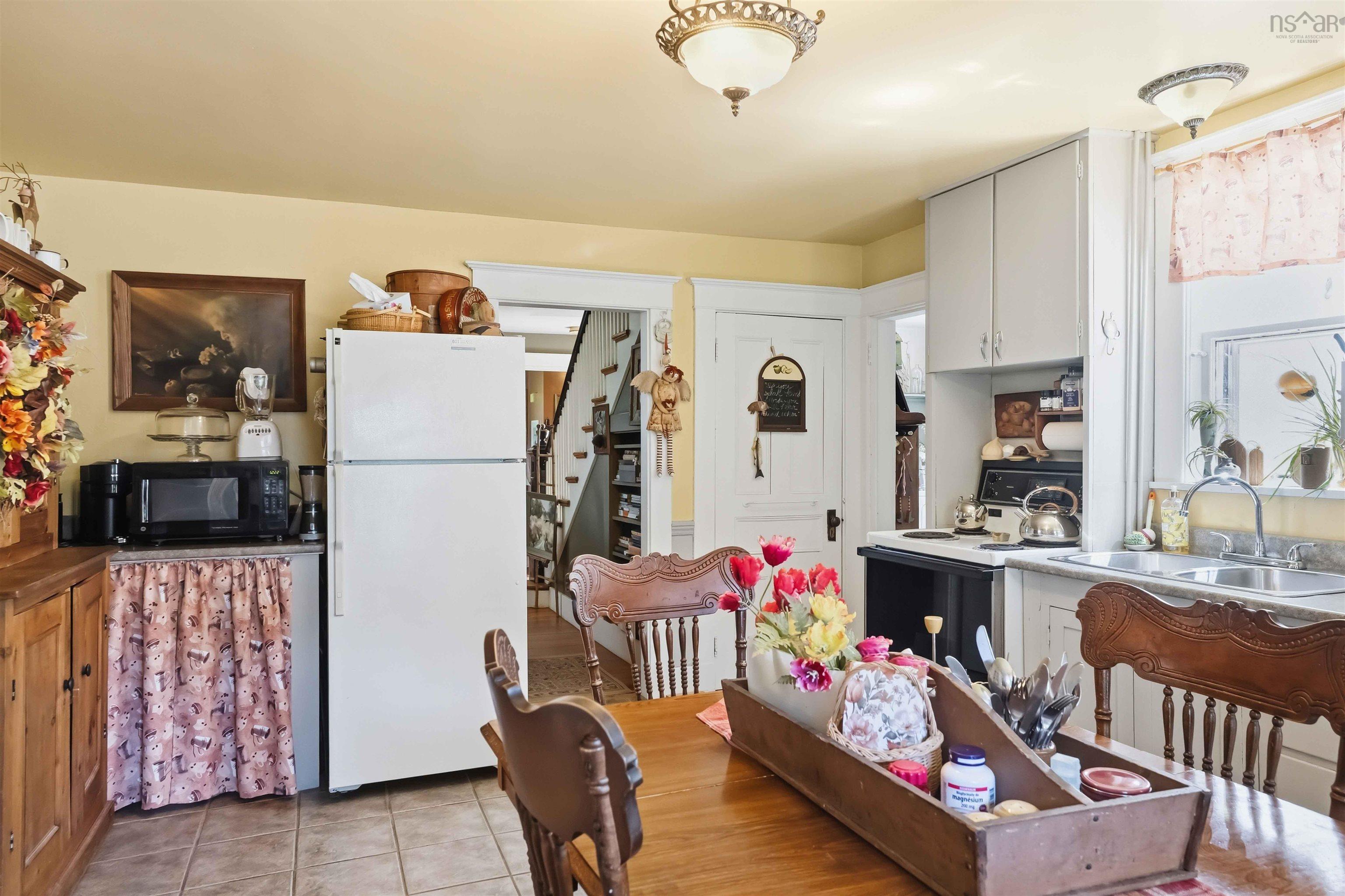 $340,000.00: 286 Highway 1, Deep Brook