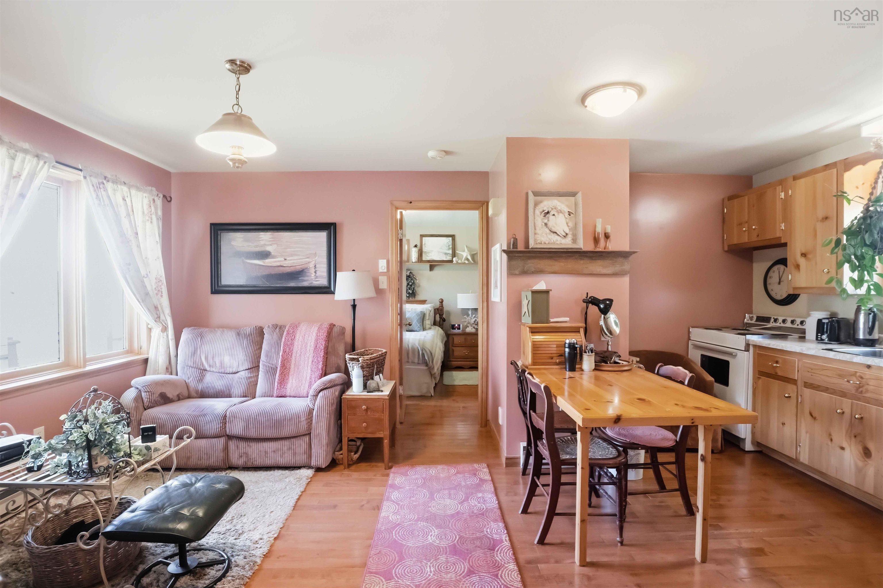 $340,000.00: 286 Highway 1, Deep Brook