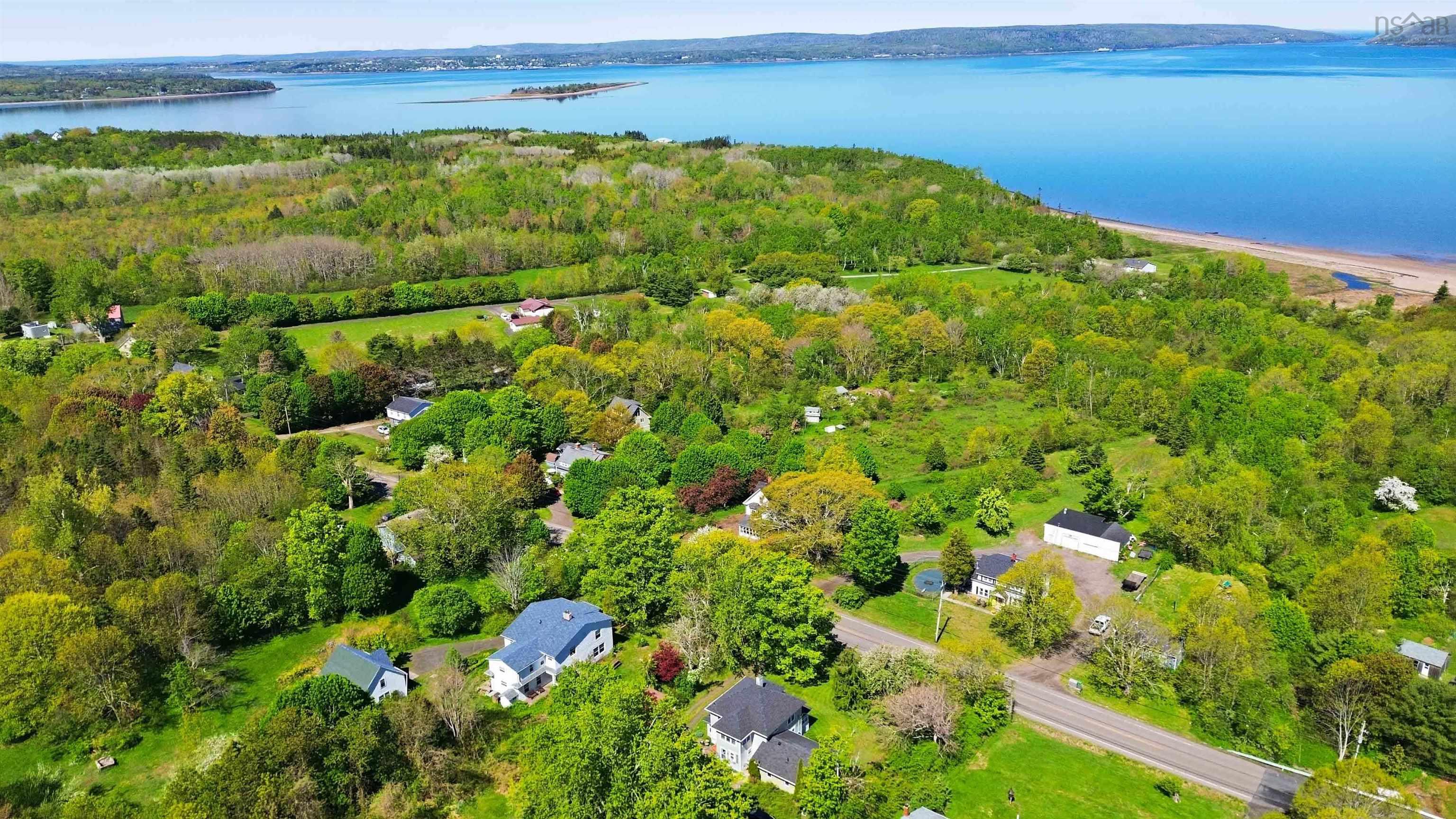$340,000.00: 286 Highway 1, Deep Brook