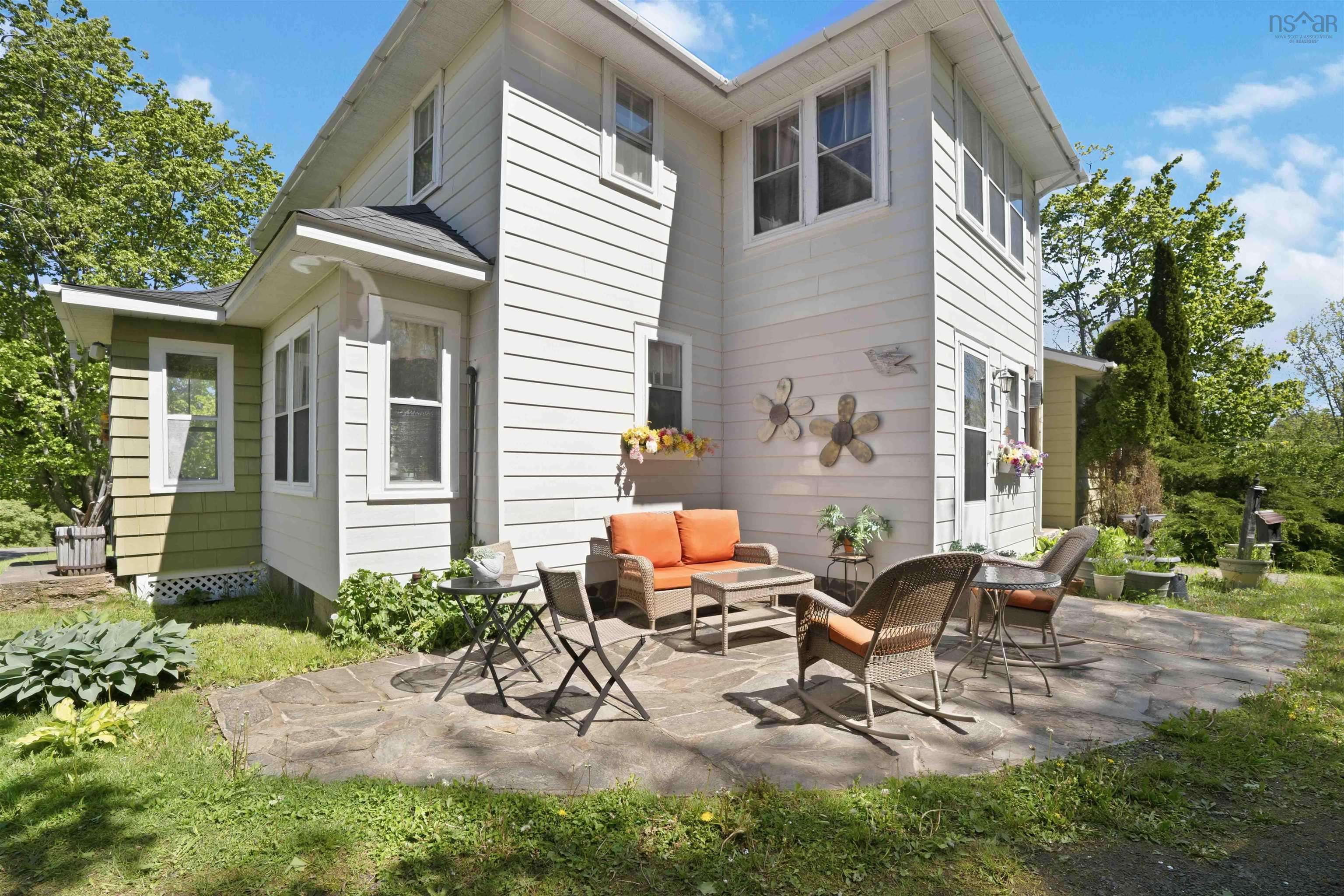 $340,000.00: 286 Highway 1, Deep Brook