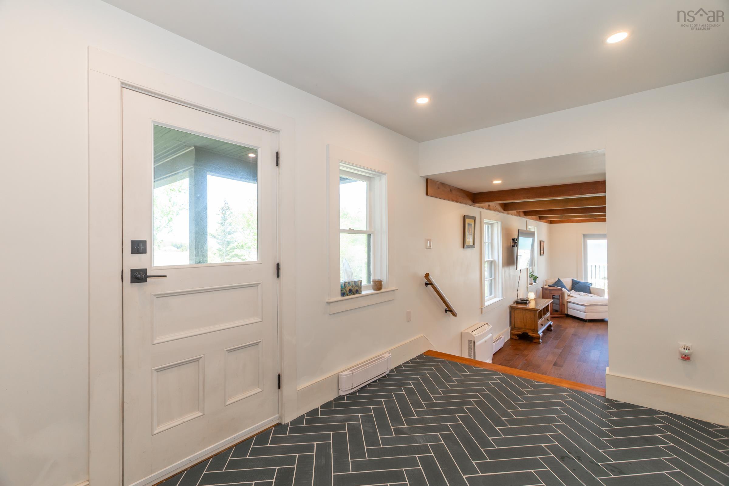 $599,000.00: 62 Hampton Wharf Road, Hampton