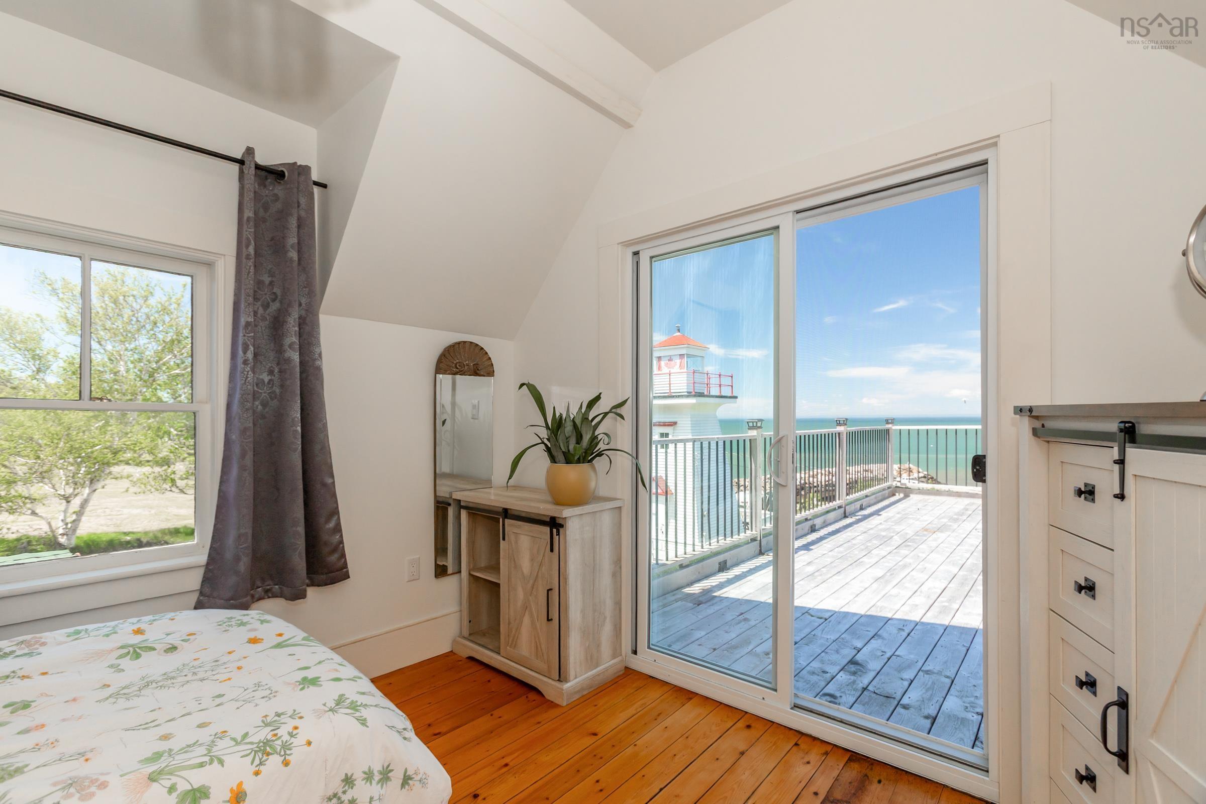 $599,000.00: 62 Hampton Wharf Road, Hampton