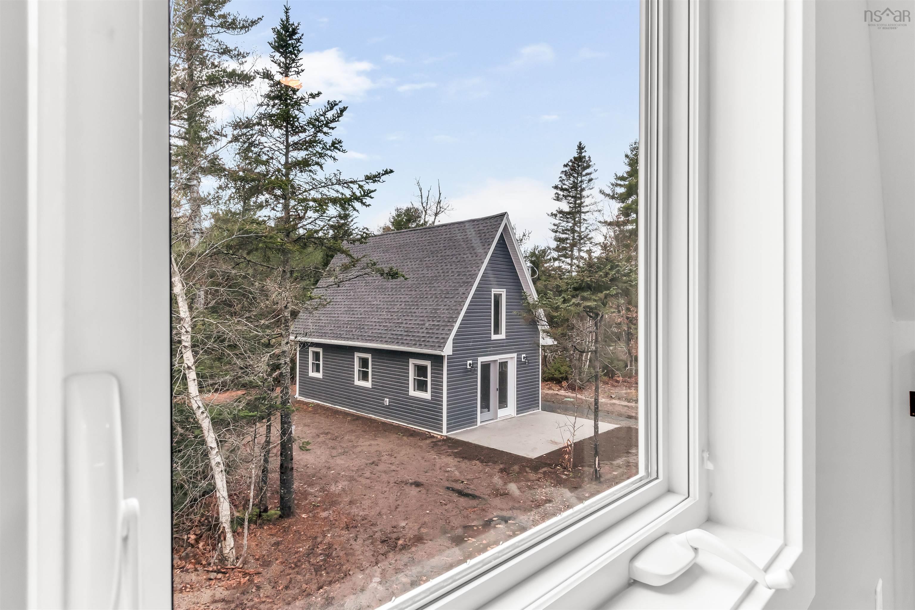 $499,000.00: 111 Ski Martock Road, Windsor Forks