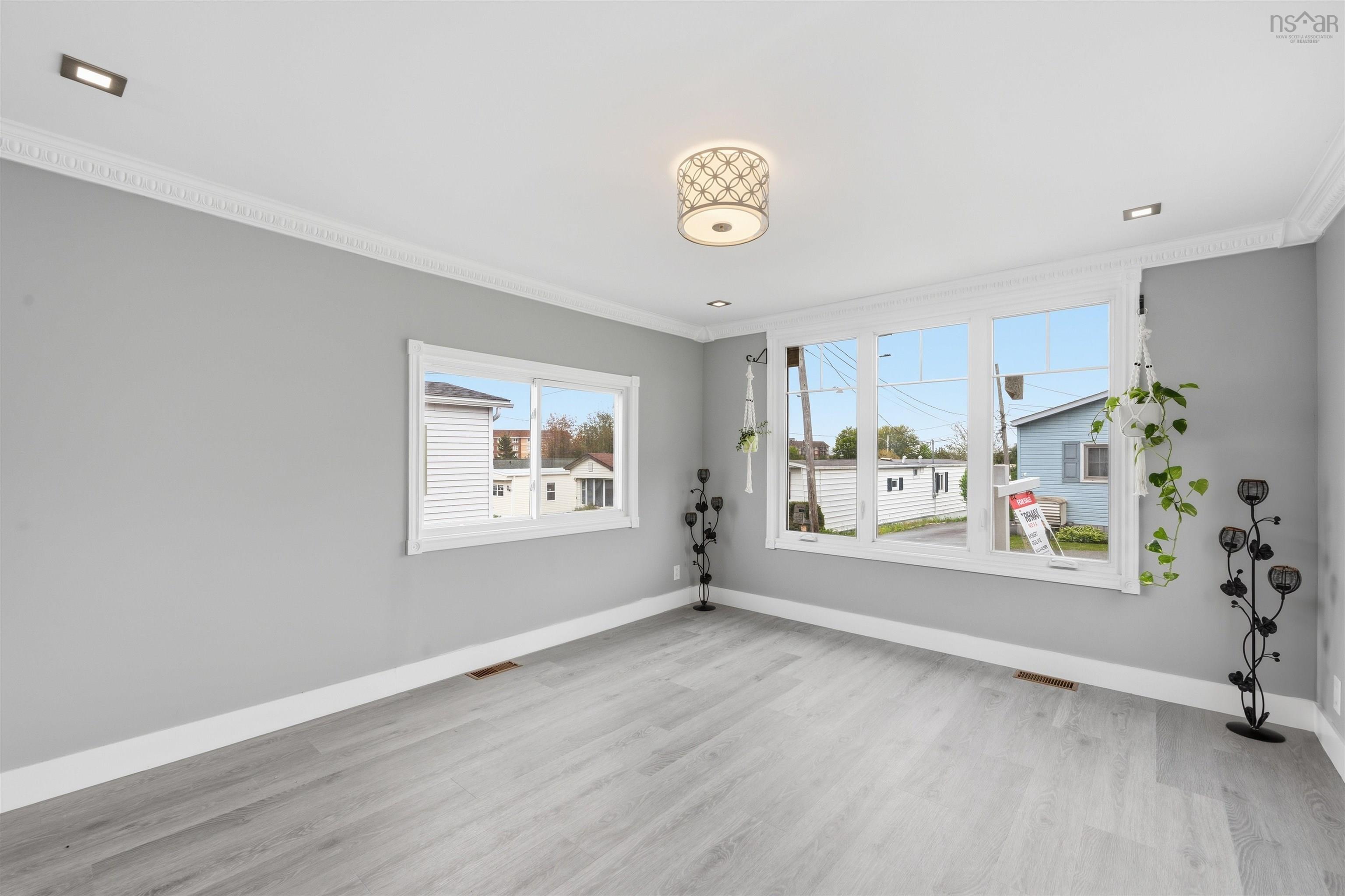 1 Bishop Avenue, Dartmouth, NS (MLS 202612431)