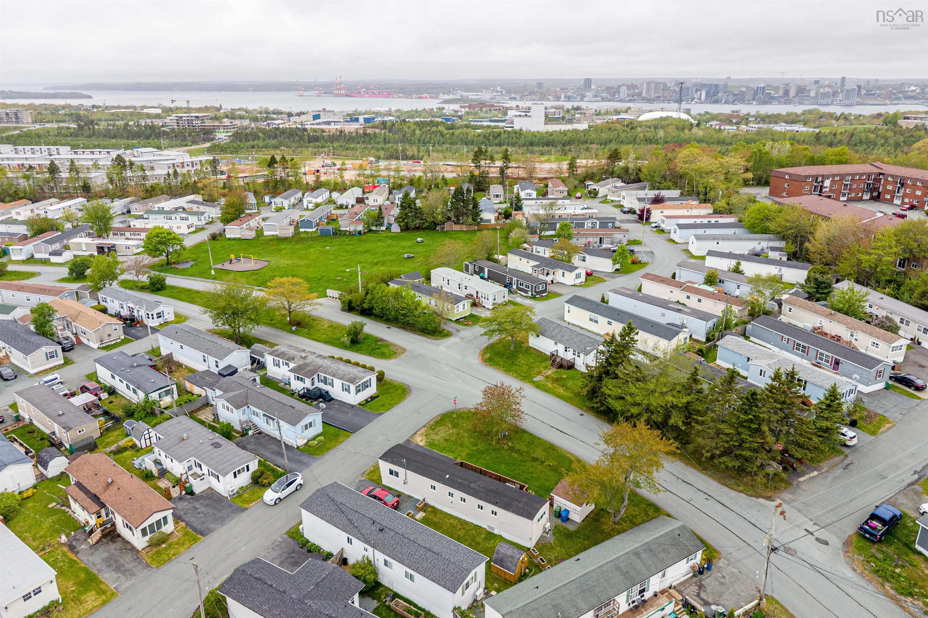 1 Bishop Avenue, Dartmouth, NS (MLS 202612431)