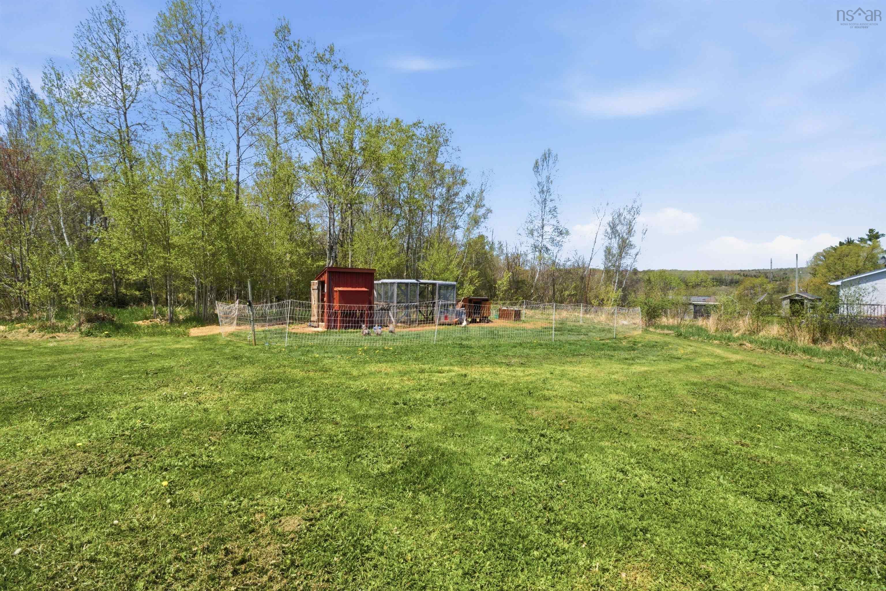 $299,900.00: 3725 Highway 215, Centre Burlington