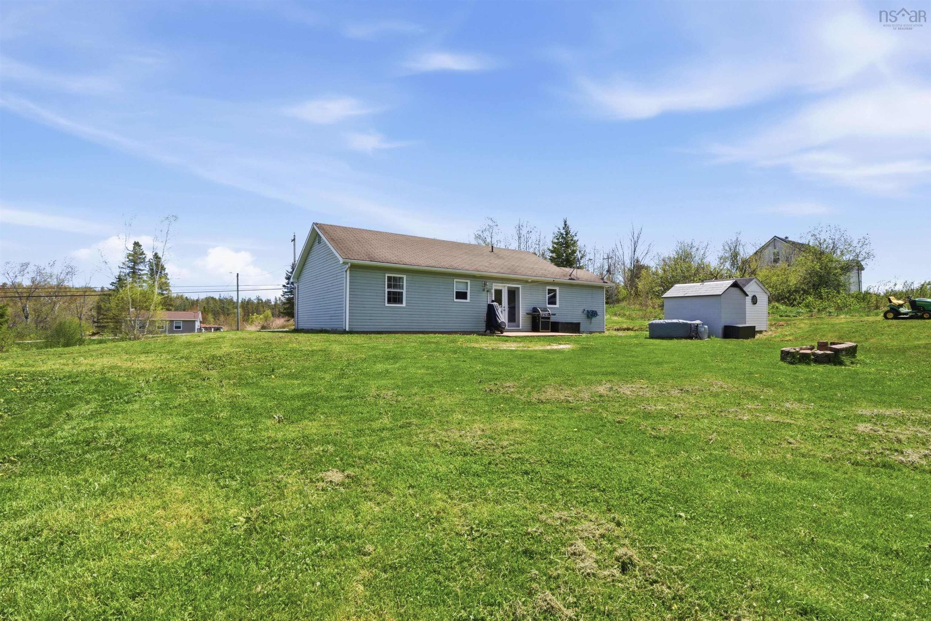 $299,900.00: 3725 Highway 215, Centre Burlington
