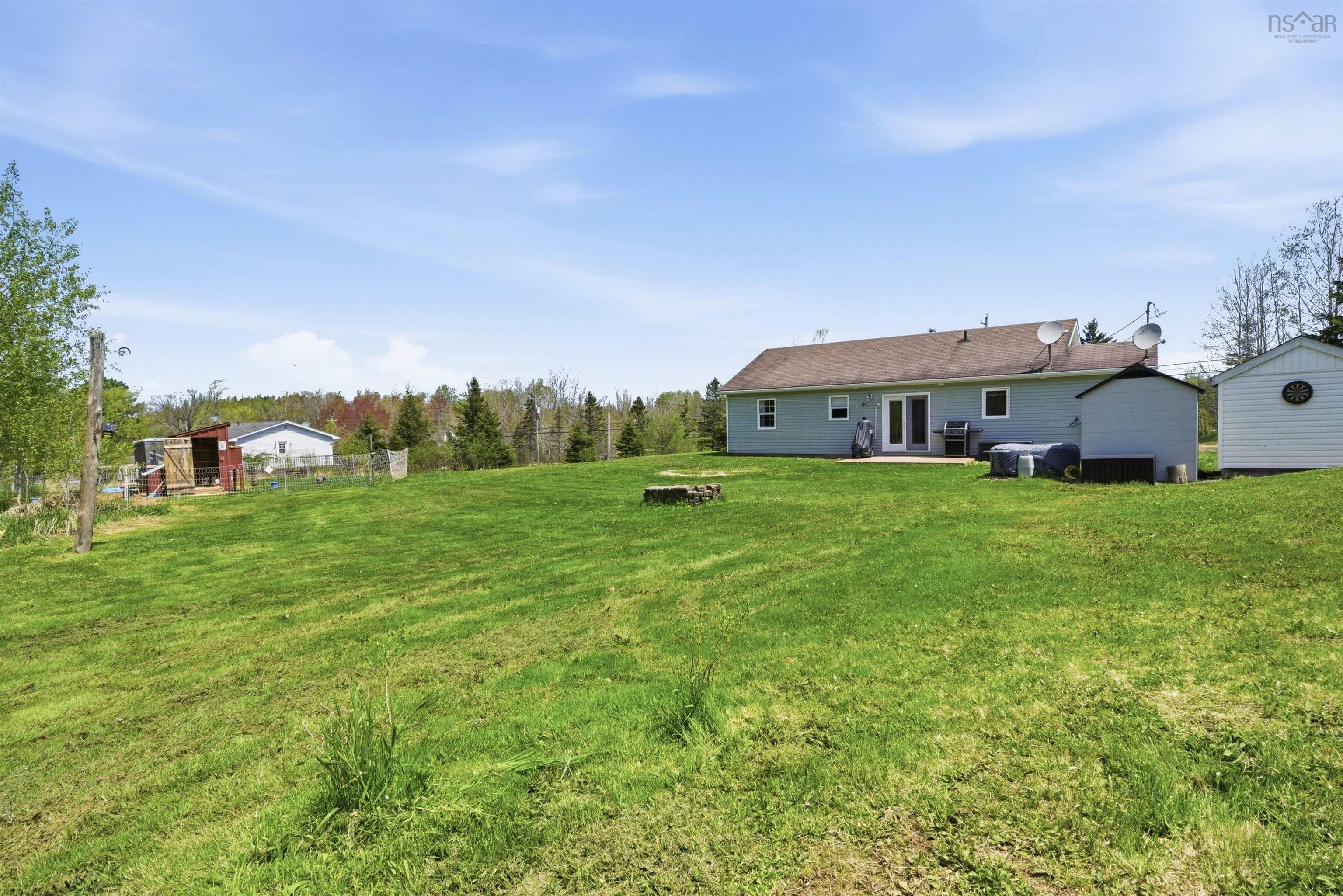 $299,900.00: 3725 Highway 215, Centre Burlington