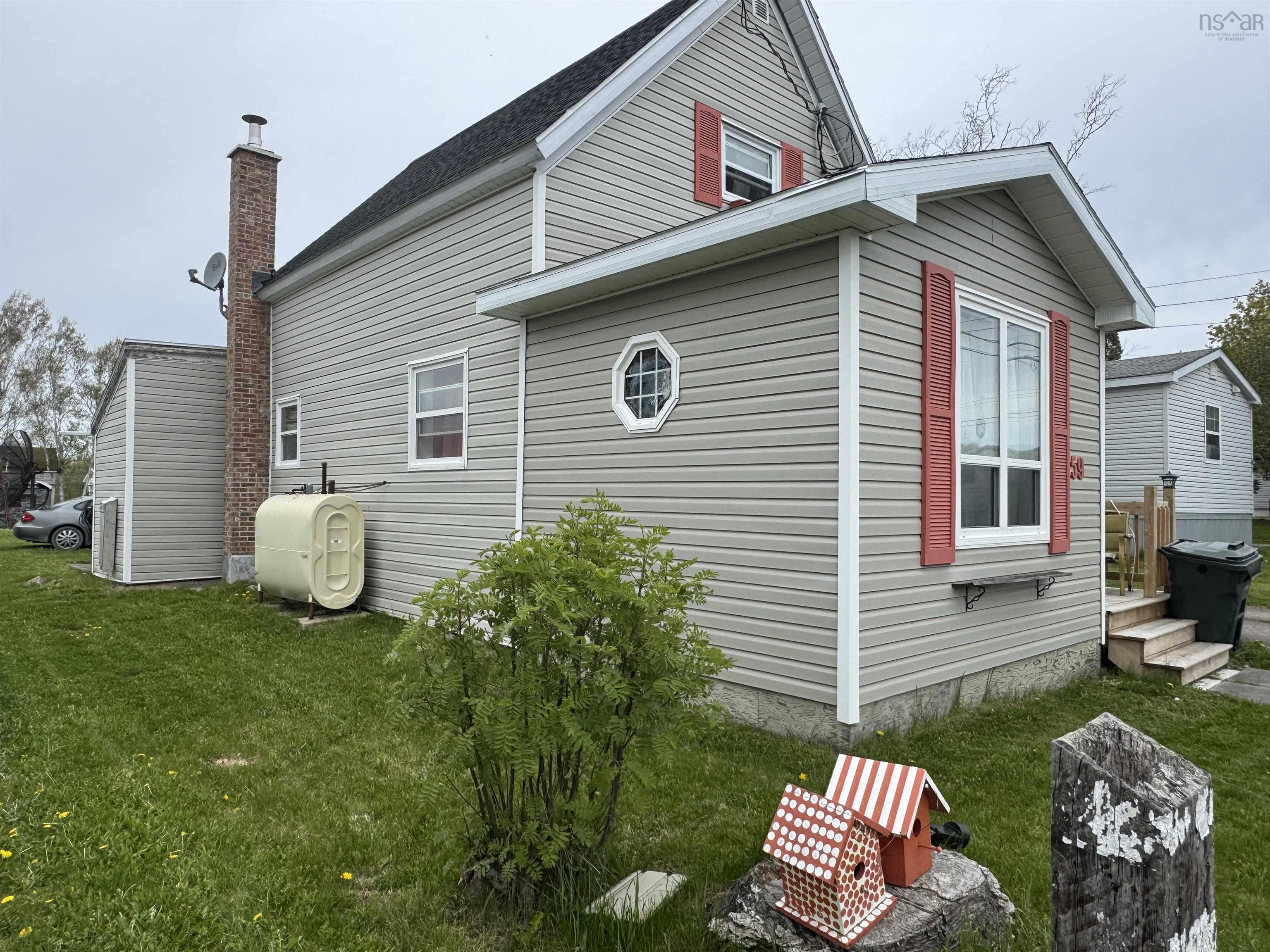 $129,000.00: 59 School Street, Florence