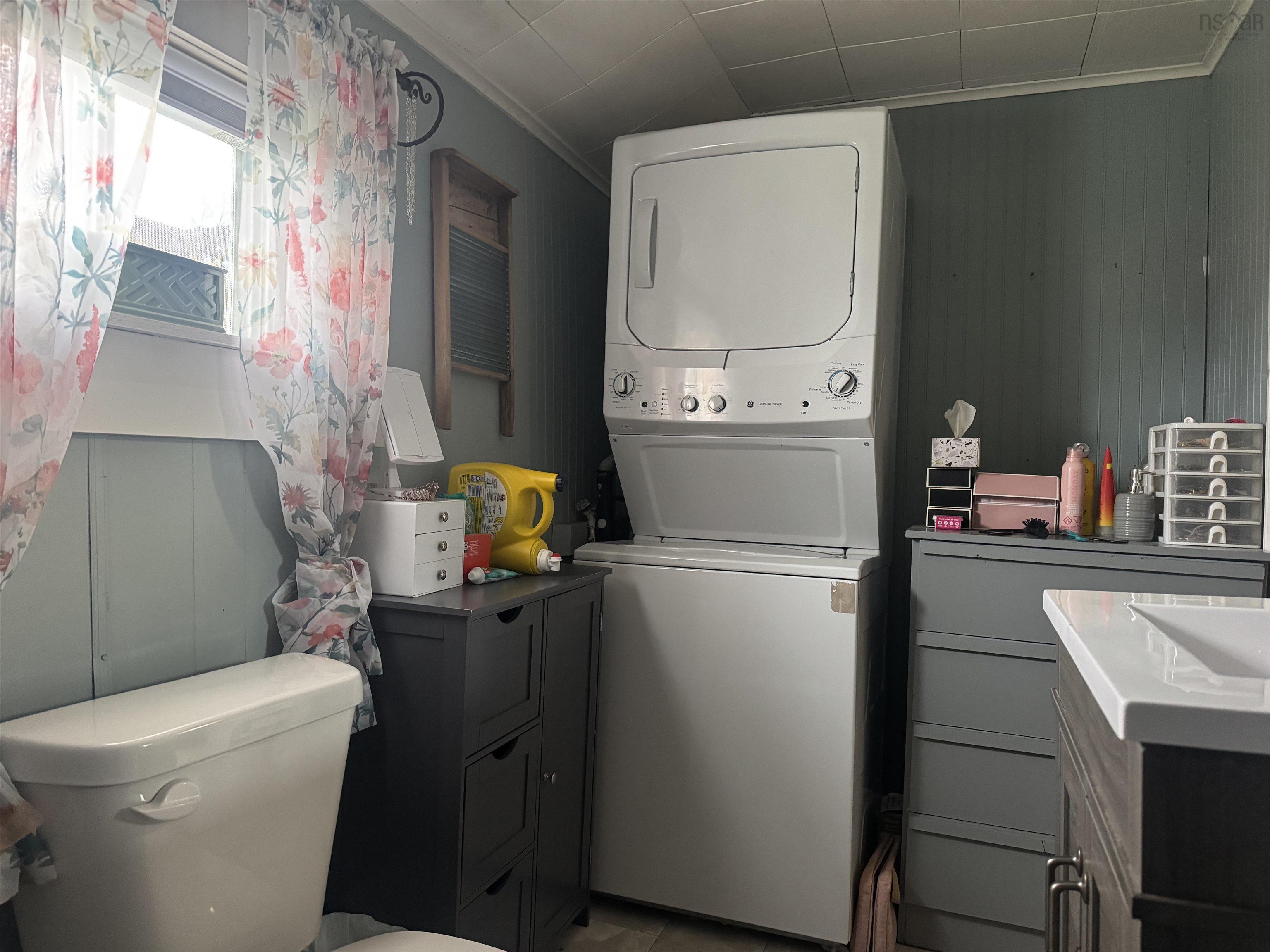 $129,000.00: 59 School Street, Florence