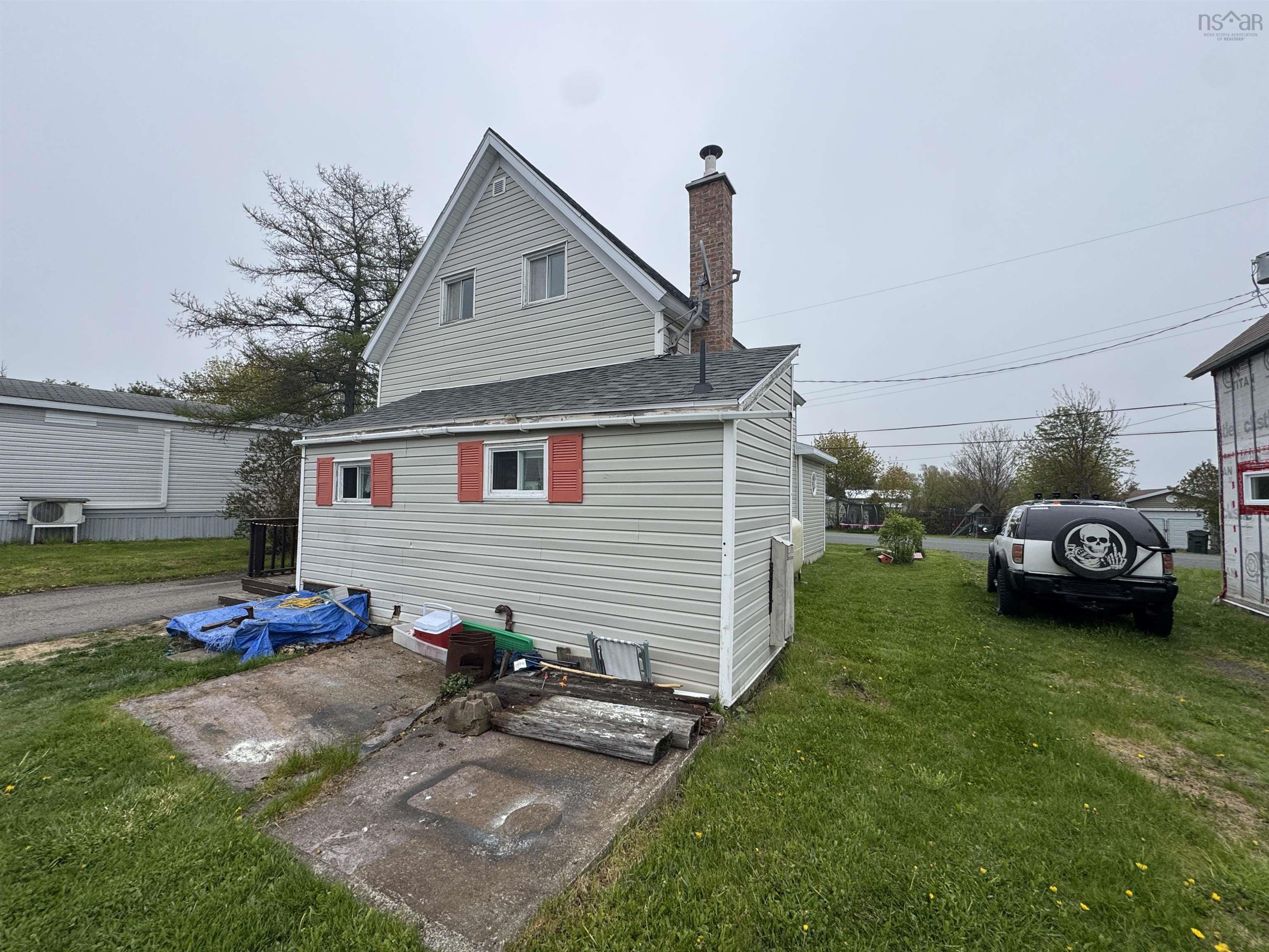 $129,000.00: 59 School Street, Florence