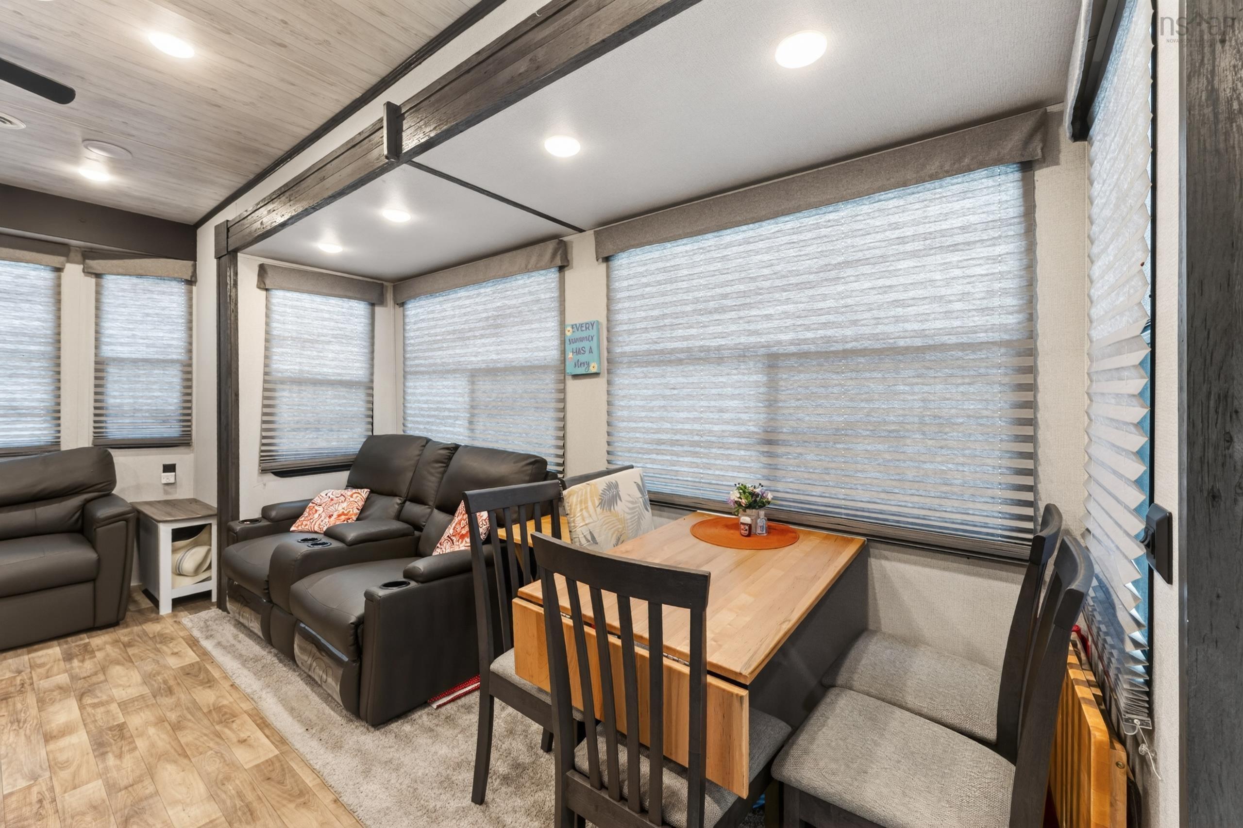 $124,900.00: 9605 East Bay Highway, Irishvale