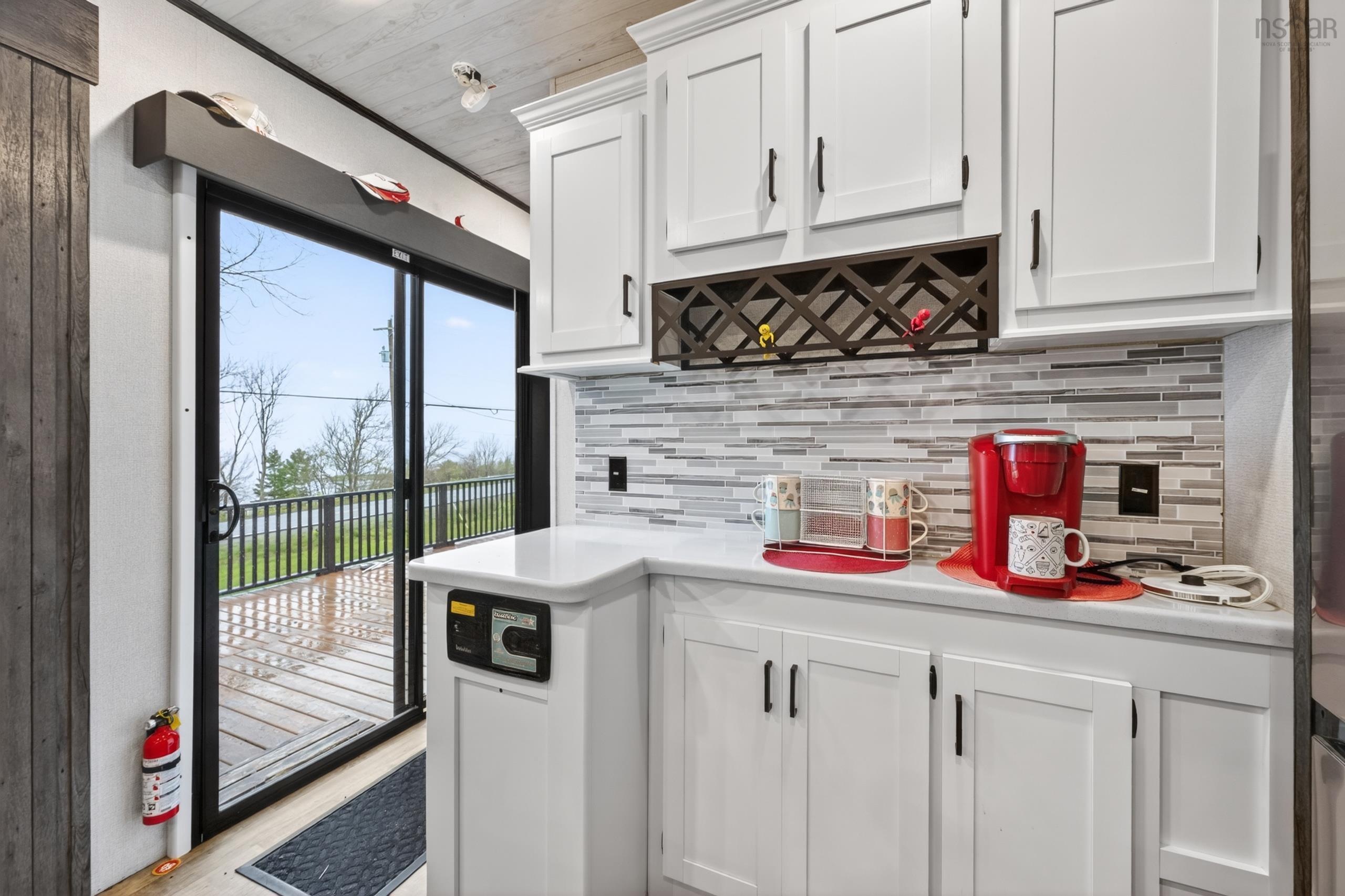 $124,900.00: 9605 East Bay Highway, Irishvale