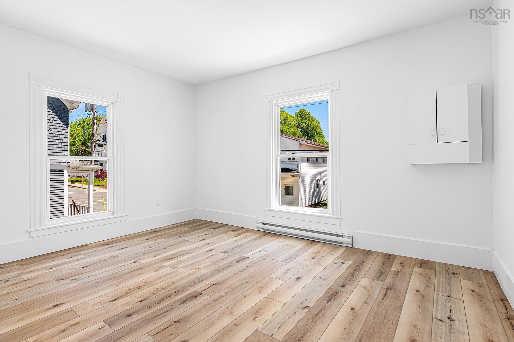$549,000.00: 130 Gray Street, Windsor