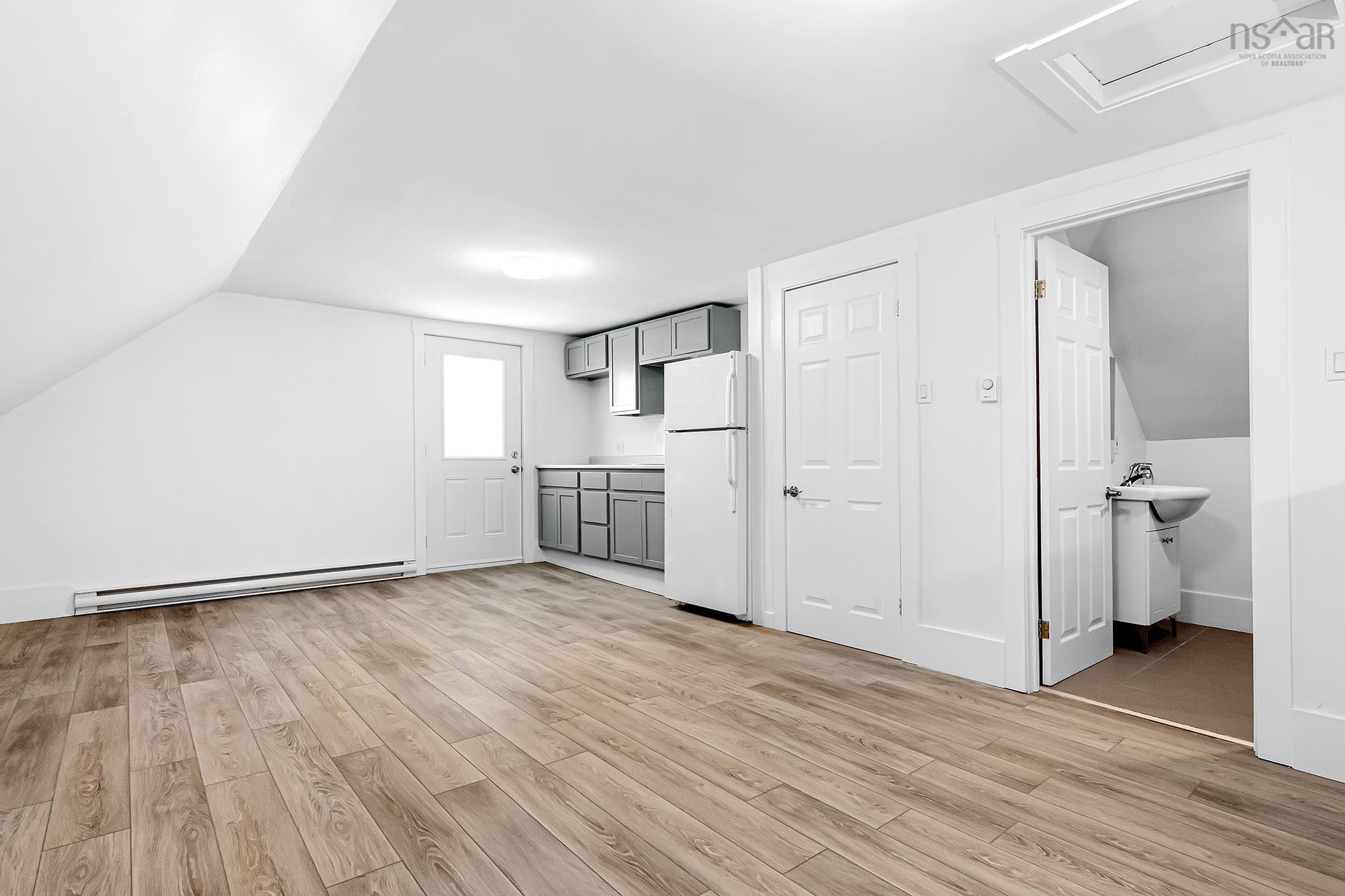 $549,000.00: 130 Gray Street, Windsor