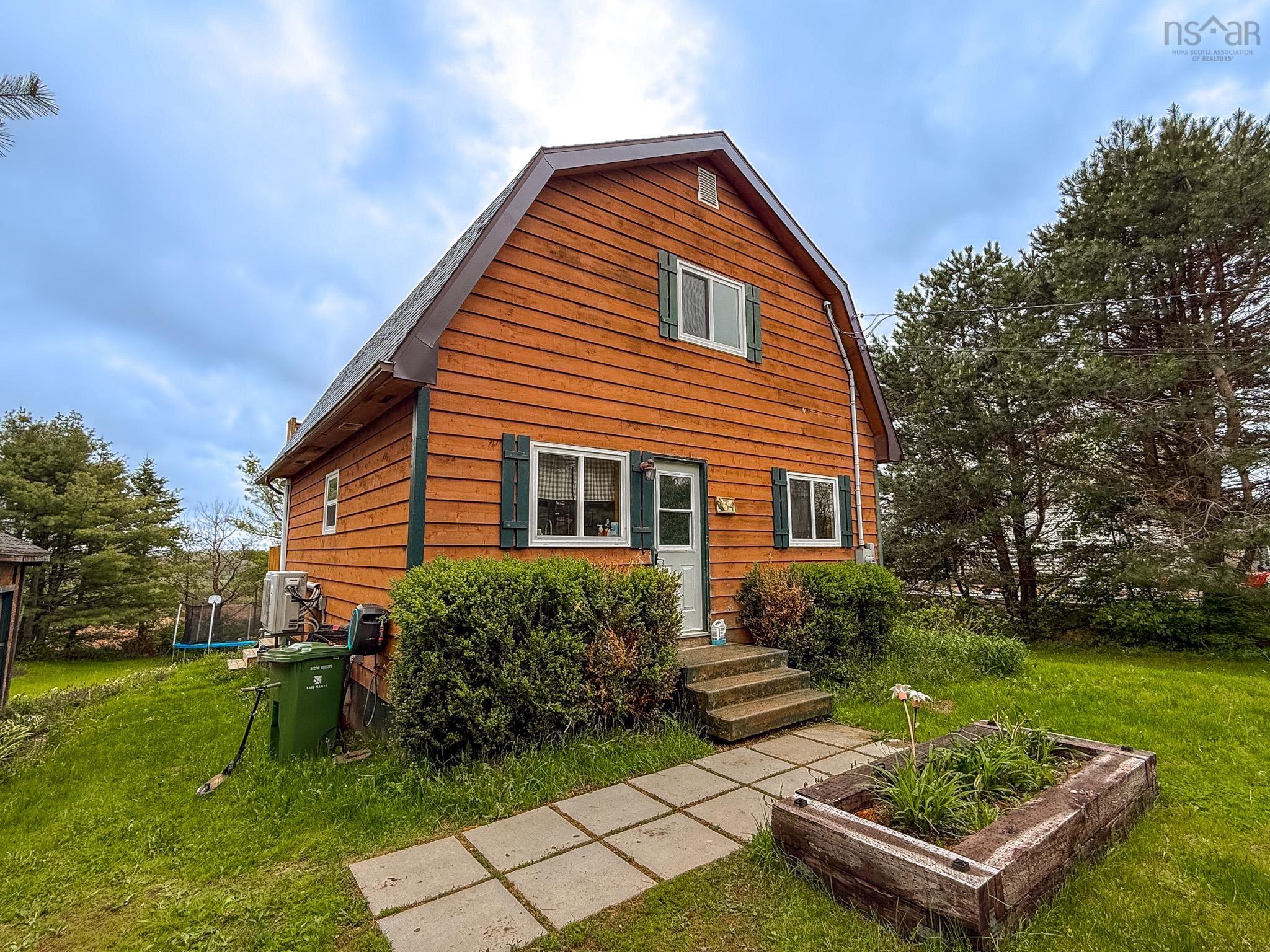 $419,900.00: 34 Lacey Road, Milford