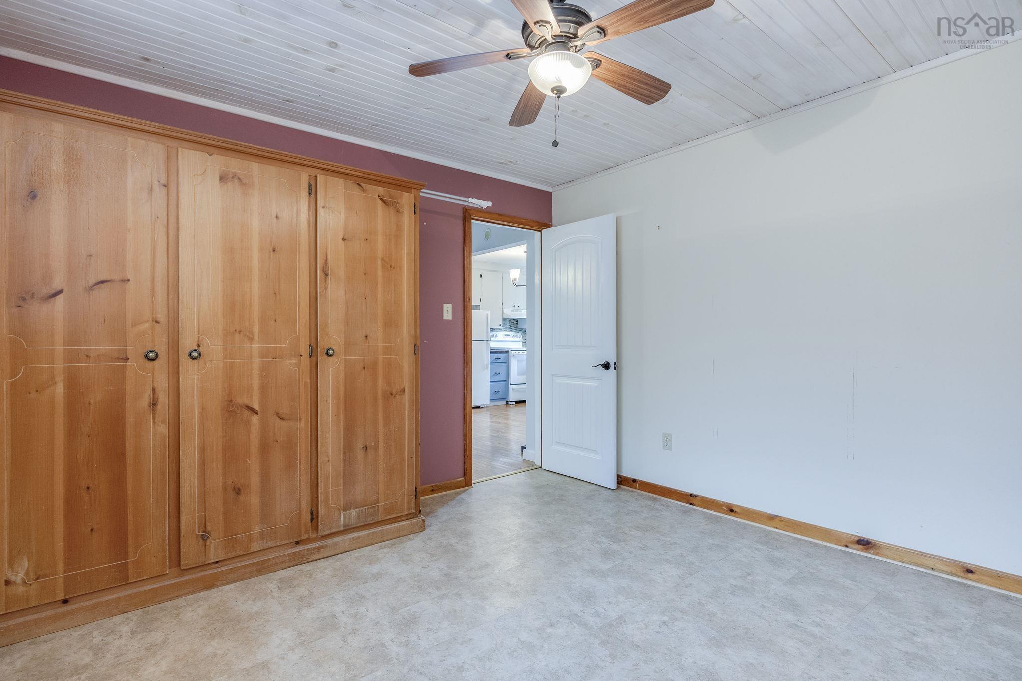 $299,900.00: 305 Lemarchant Drive, Canaan