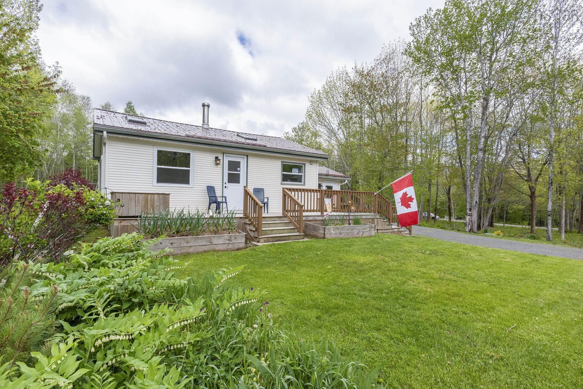 $299,900.00: 305 Lemarchant Drive, Canaan