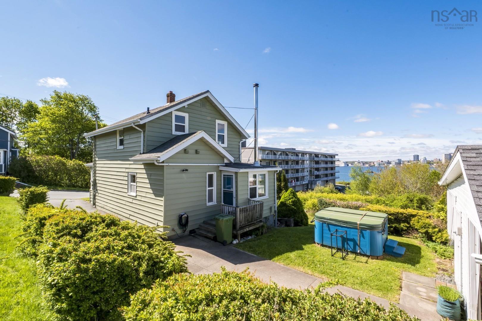 12 Arthur Street, Dartmouth, NS (MLS 202612489)
