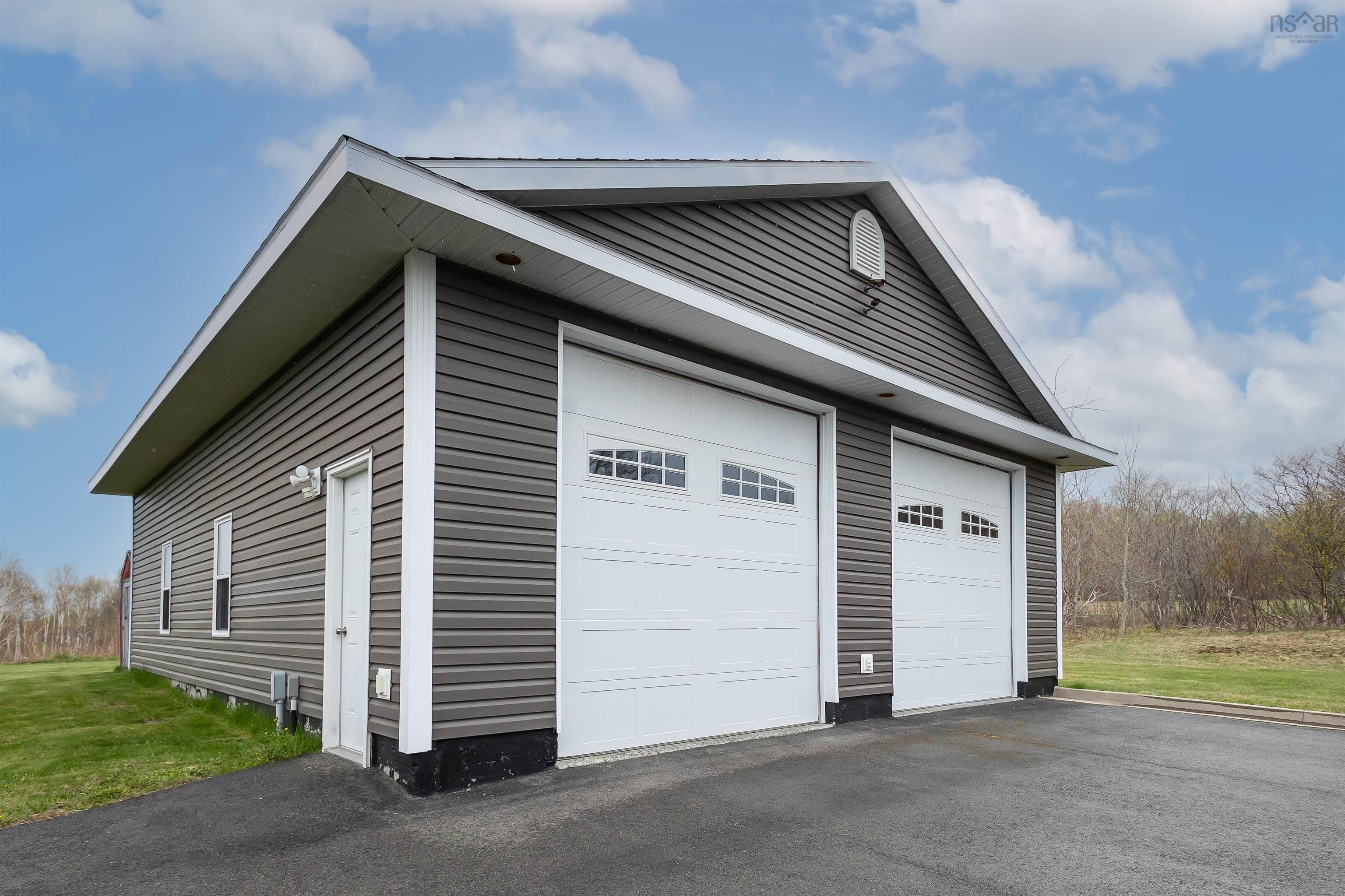 $849,000.00: 102 Kaneville Road, New Victoria