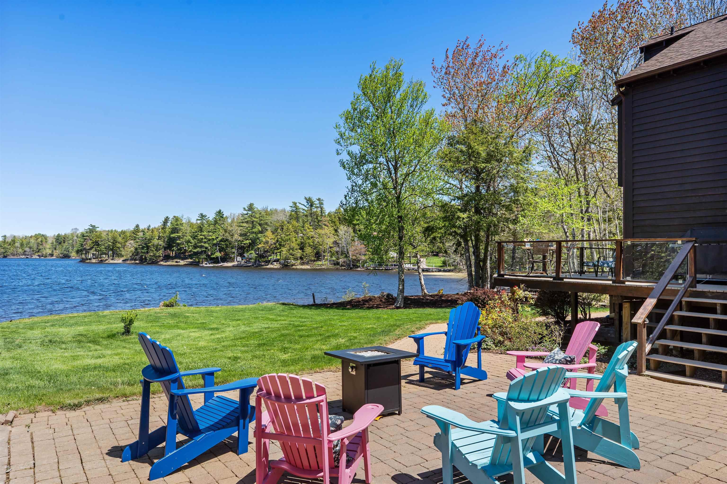 $1,850,000.00: 59 Cochrane Point Road, Enfield