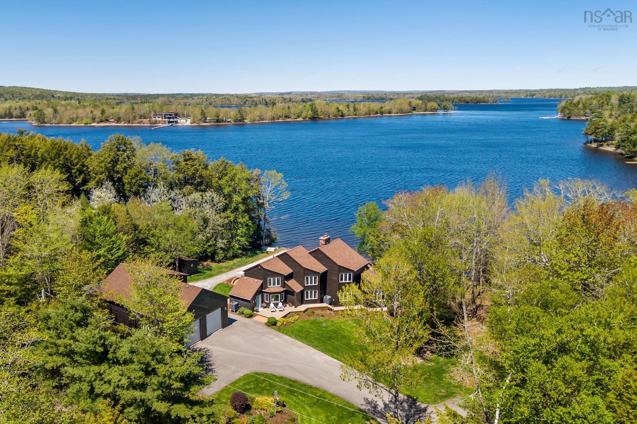 $1,850,000.00: 59 Cochrane Point Road, Enfield