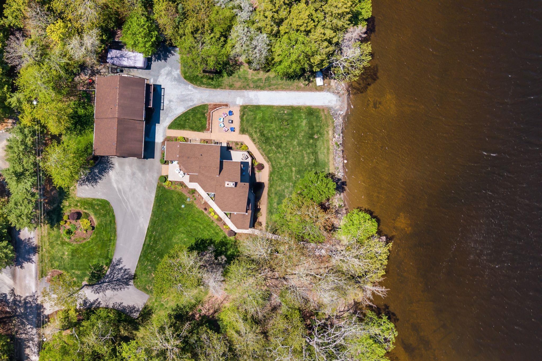 $1,850,000.00: 59 Cochrane Point Road, Enfield