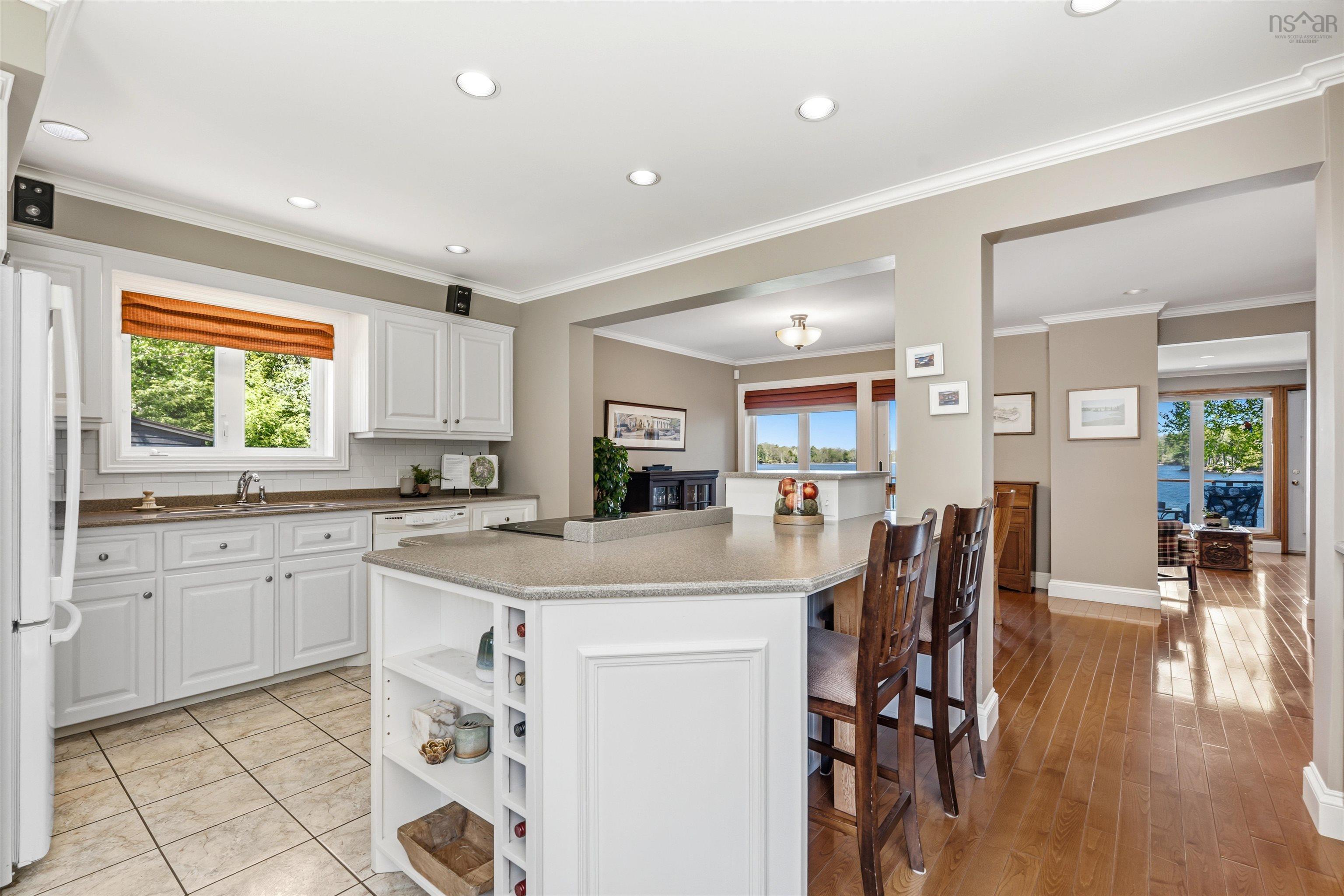 $1,850,000.00: 59 Cochrane Point Road, Enfield