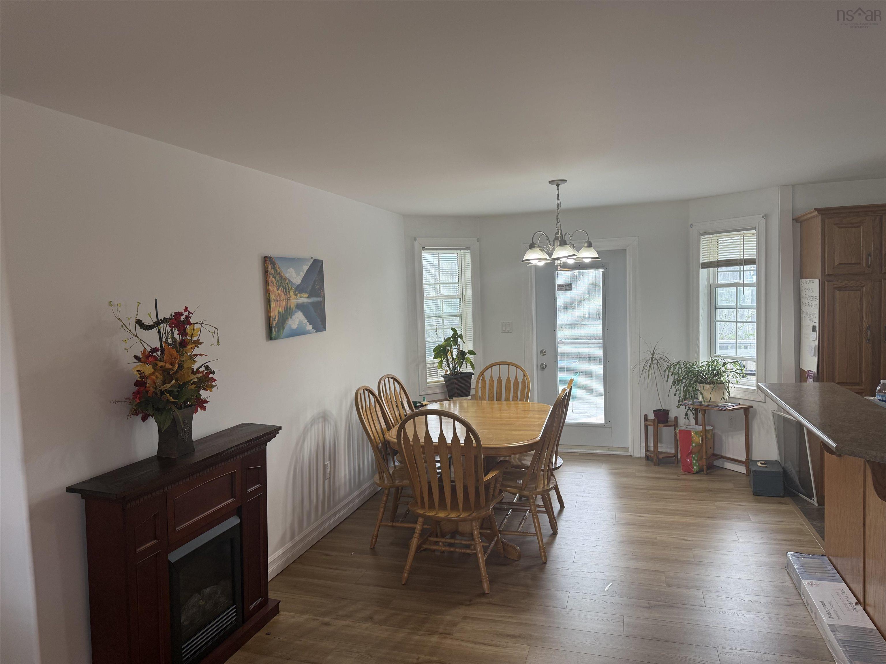 $375,500.00: 429 Twelfth Street, New Waterford