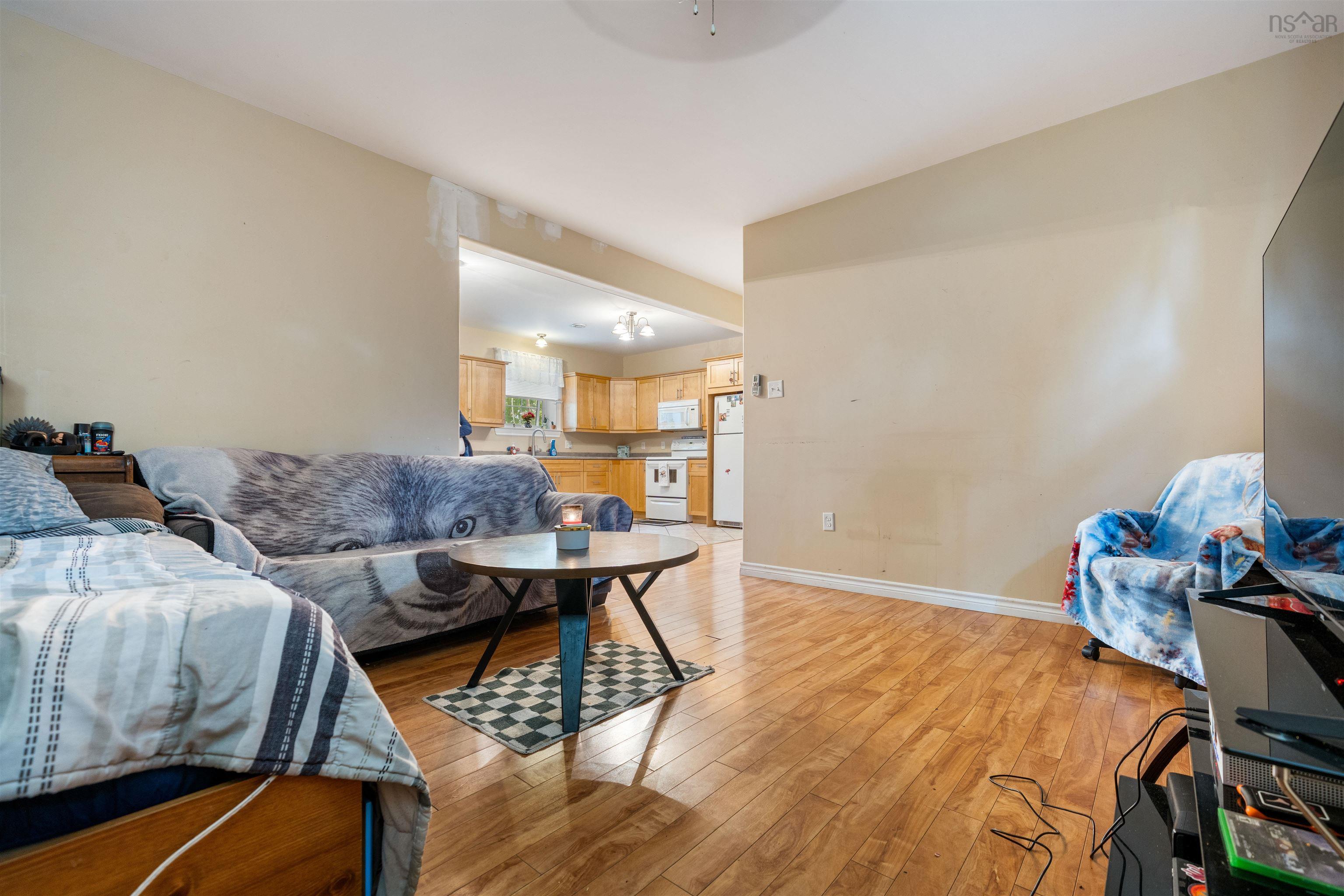 $479,000.00: 295 QUEEN Street, Truro