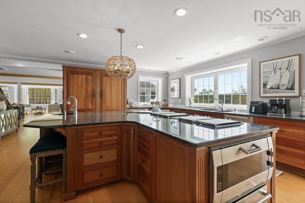 $1,999,900.00: 6010 Highway 332, Middle Lahave