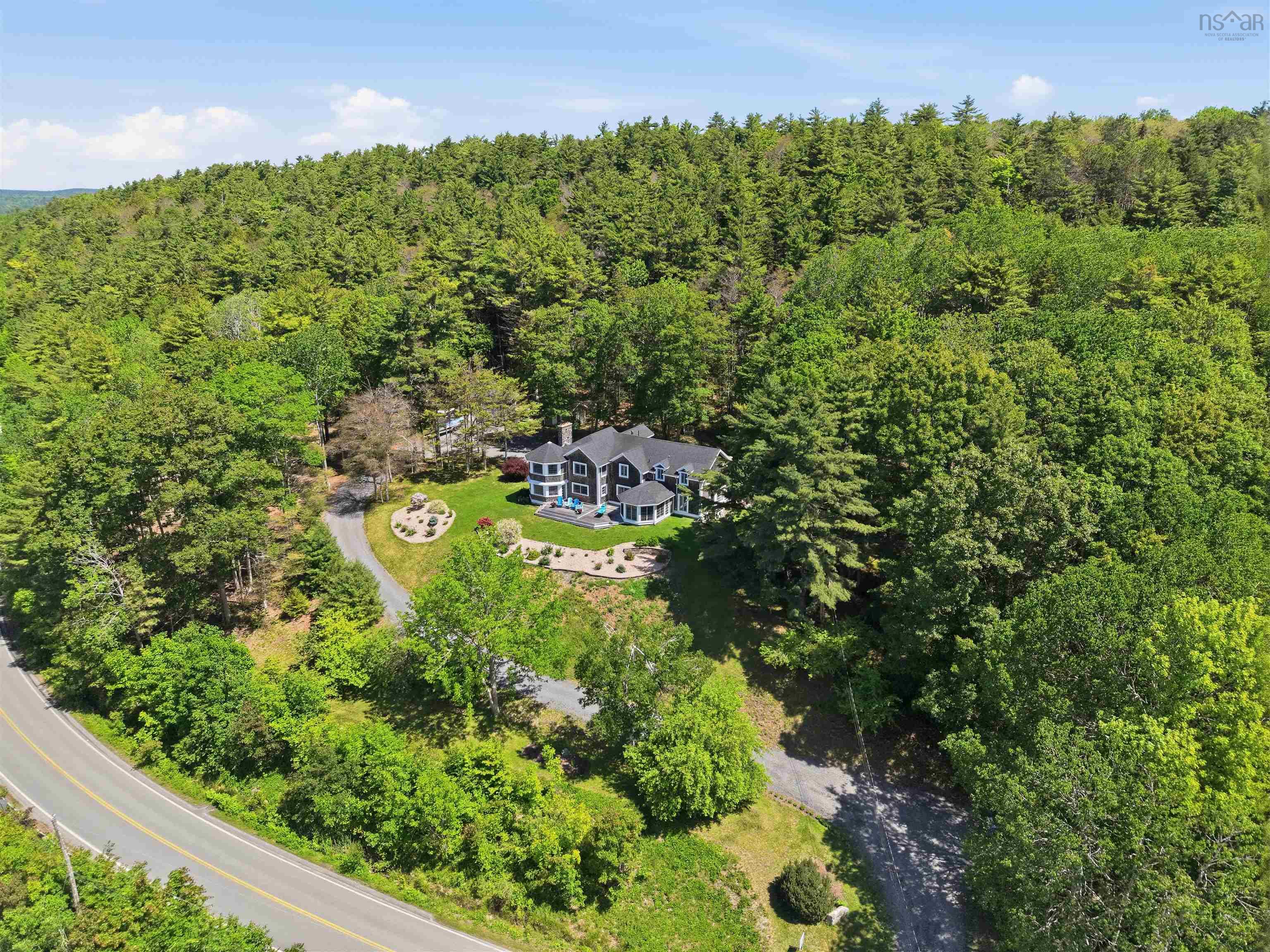 $1,999,900.00: 6010 Highway 332, Middle Lahave