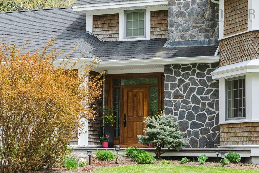 $1,999,900.00: 6010 Highway 332, Middle Lahave