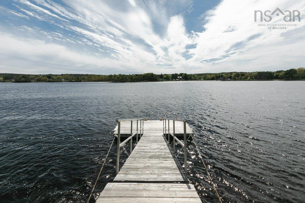 $1,999,900.00: 6010 Highway 332, Middle Lahave