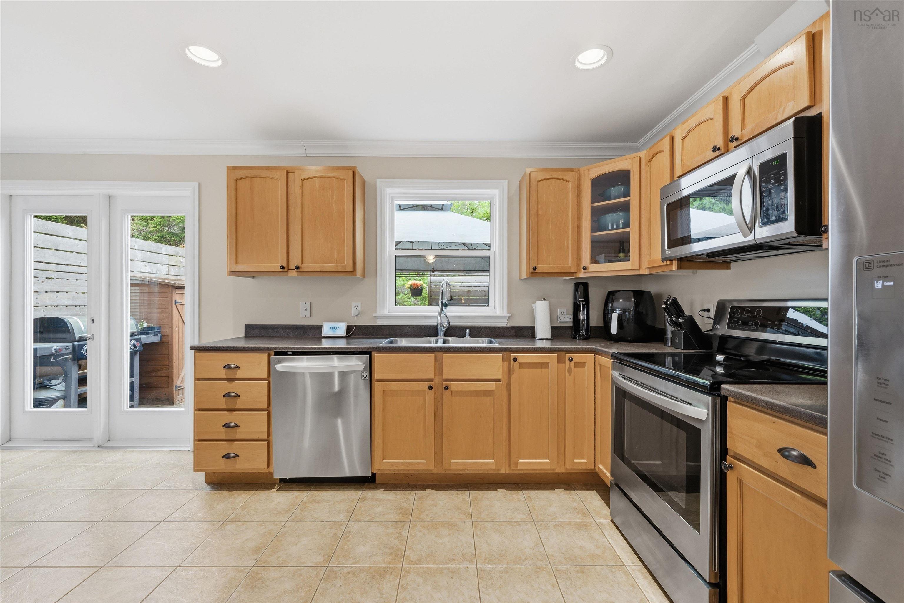 $617,500.00: 17 Outrigger Crescent, Halifax