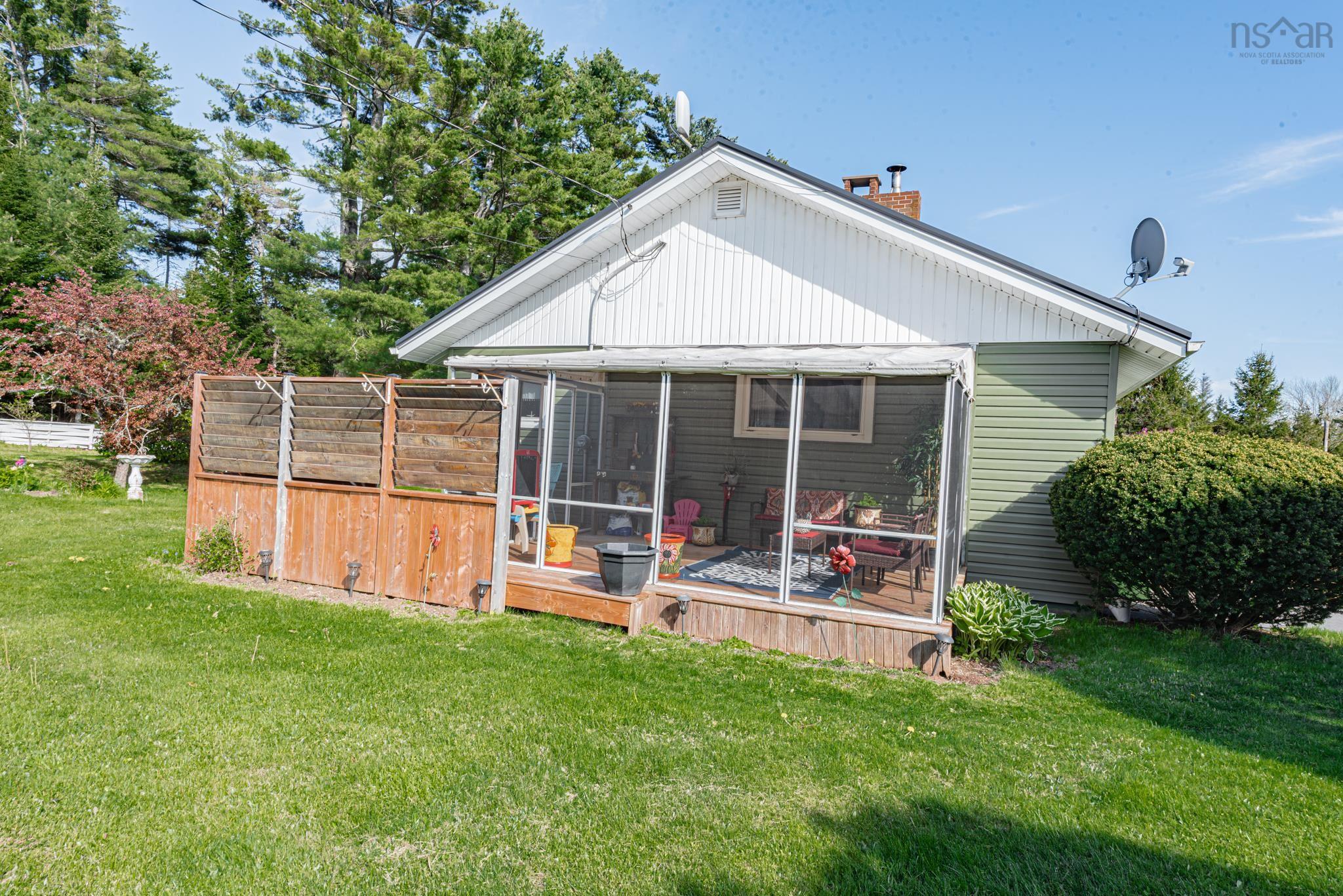 $405,000.00: 4 Three Brooks Road, Three Brooks