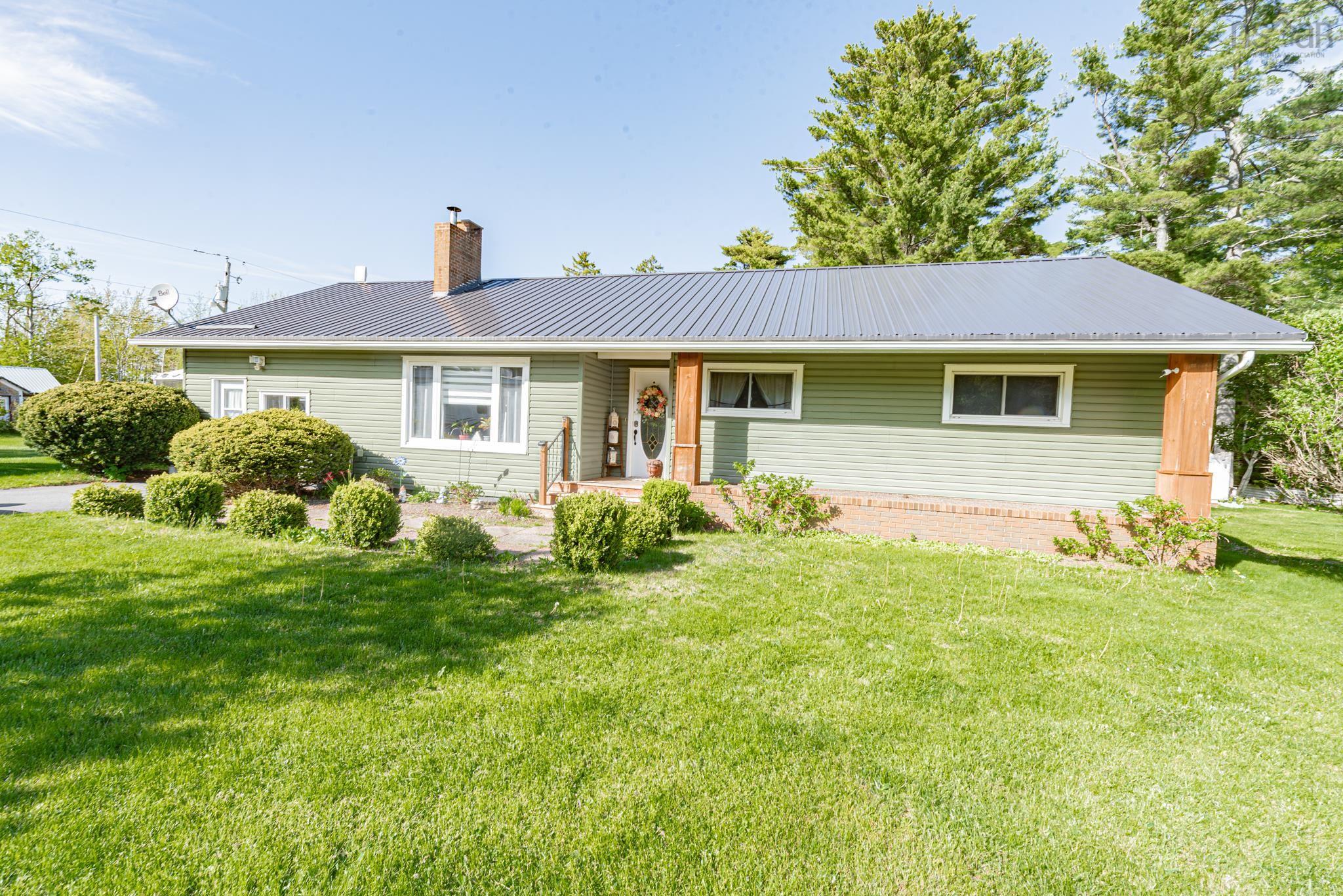 $405,000.00: 4 Three Brooks Road, Three Brooks