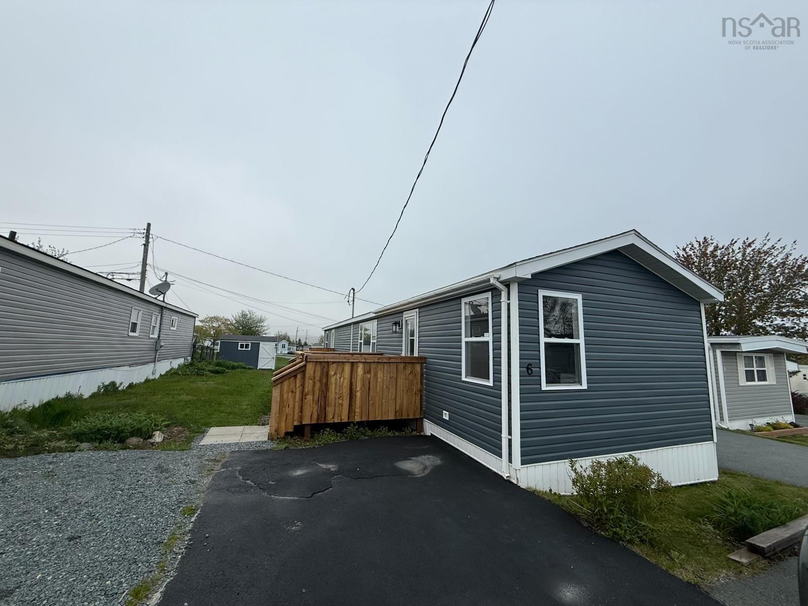 $229,900.00: 6 Earleton Avenue, Dartmouth