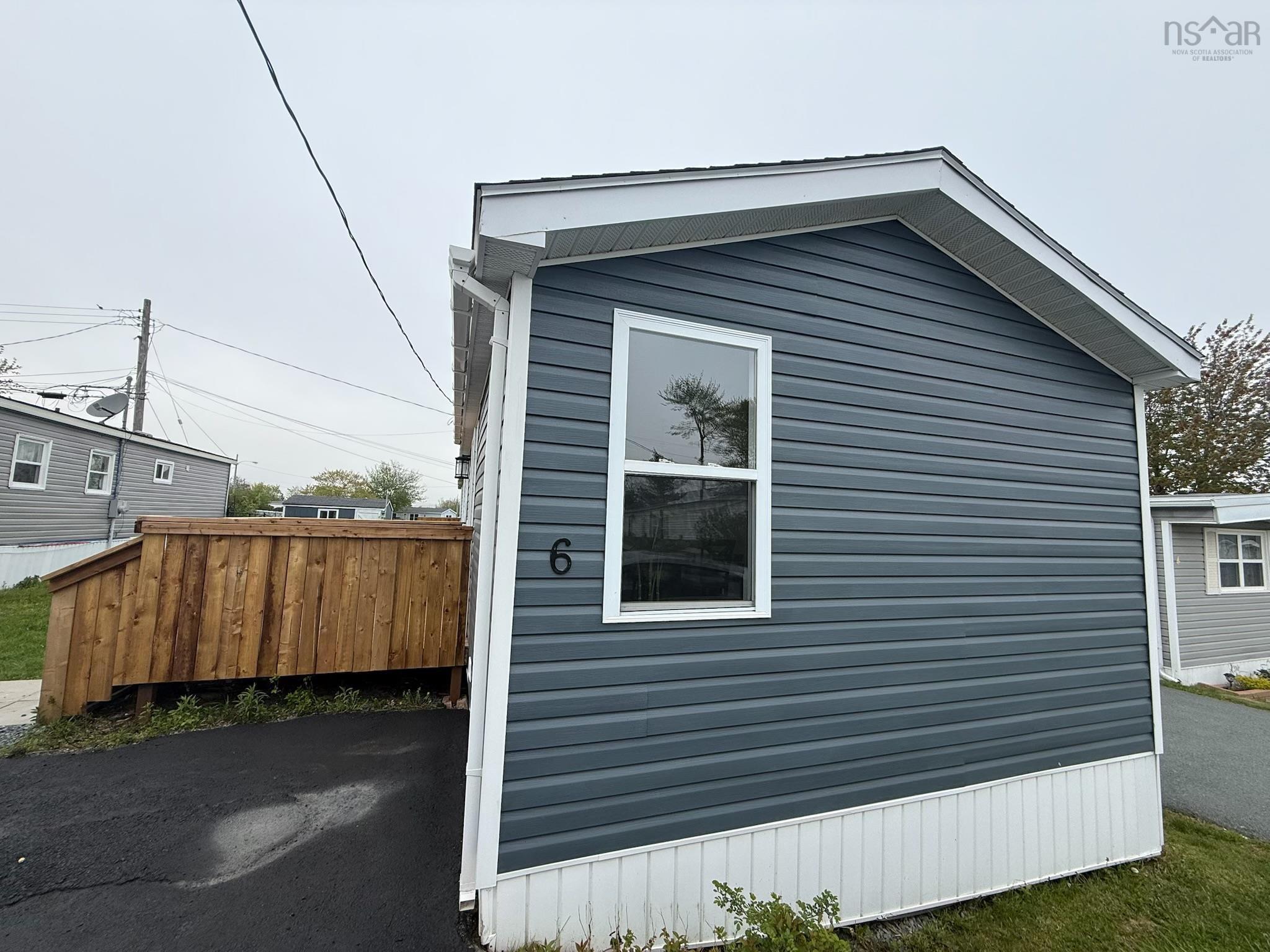 $229,900.00: 6 Earleton Avenue, Dartmouth