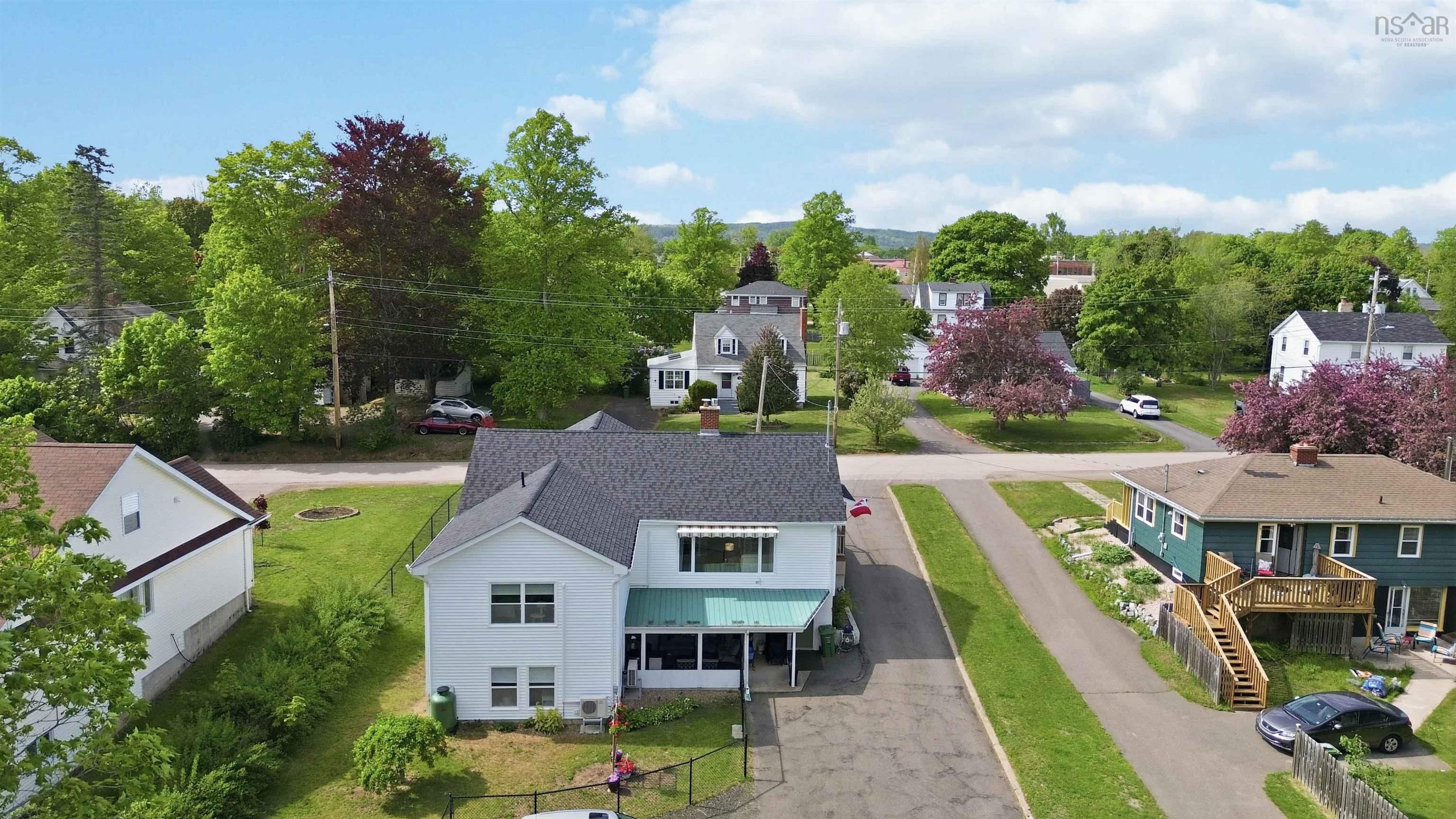$475,000.00: 10 Connaught Ave Avenue, Middleton