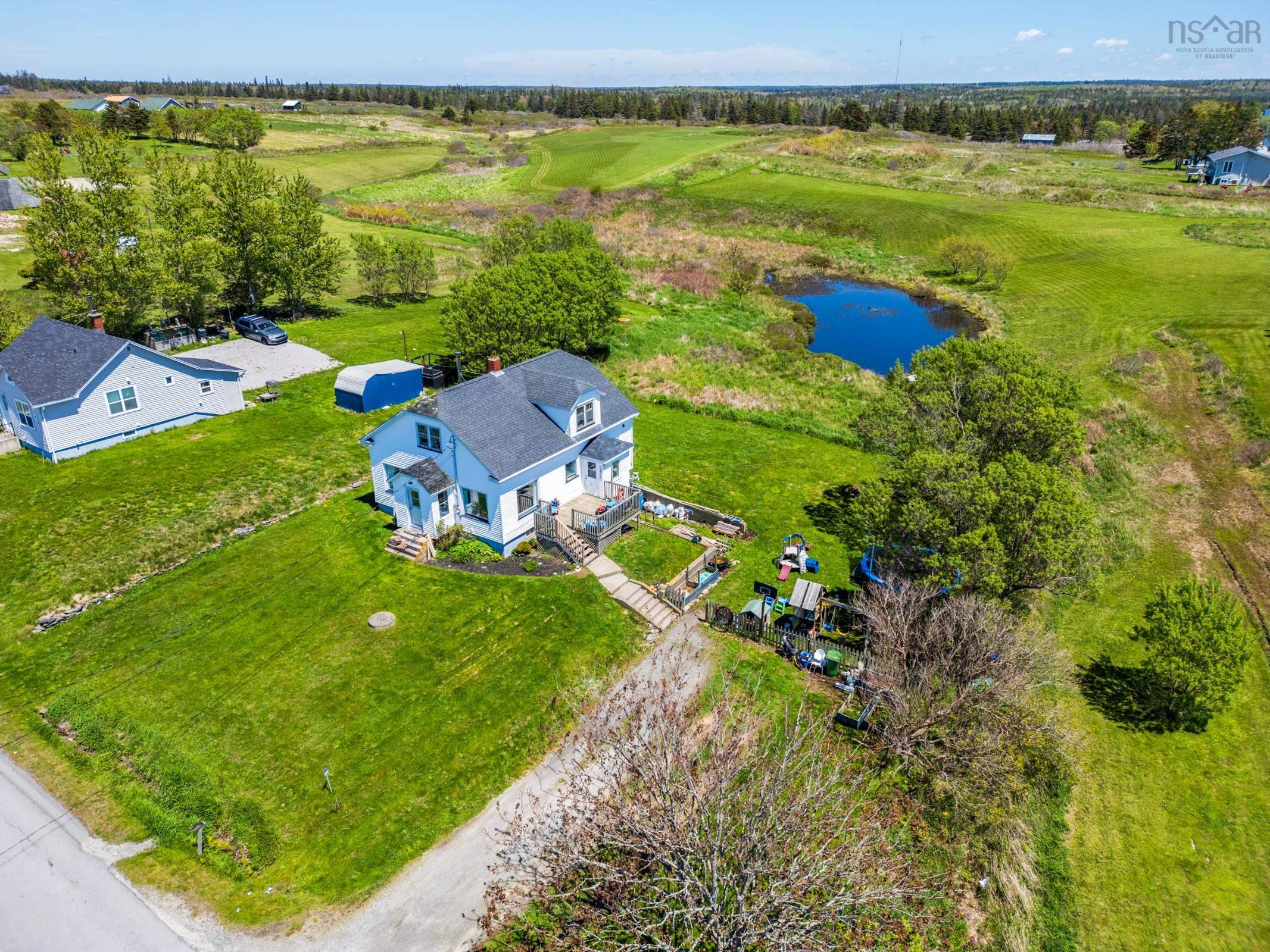 $289,000.00: 1614 Main Shore Road, Sandford