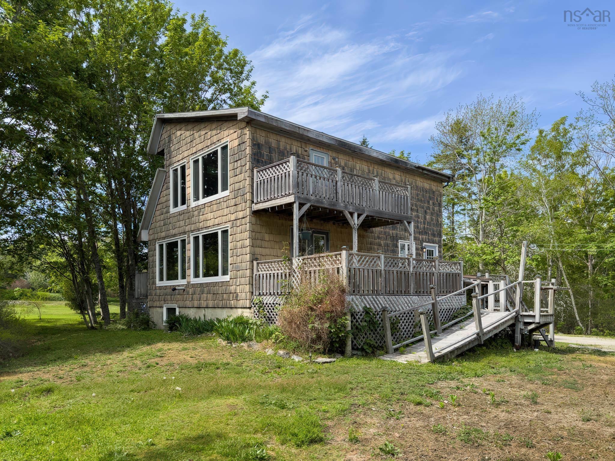 $289,000.00: 9333 Highway 3, Pleasant Lake