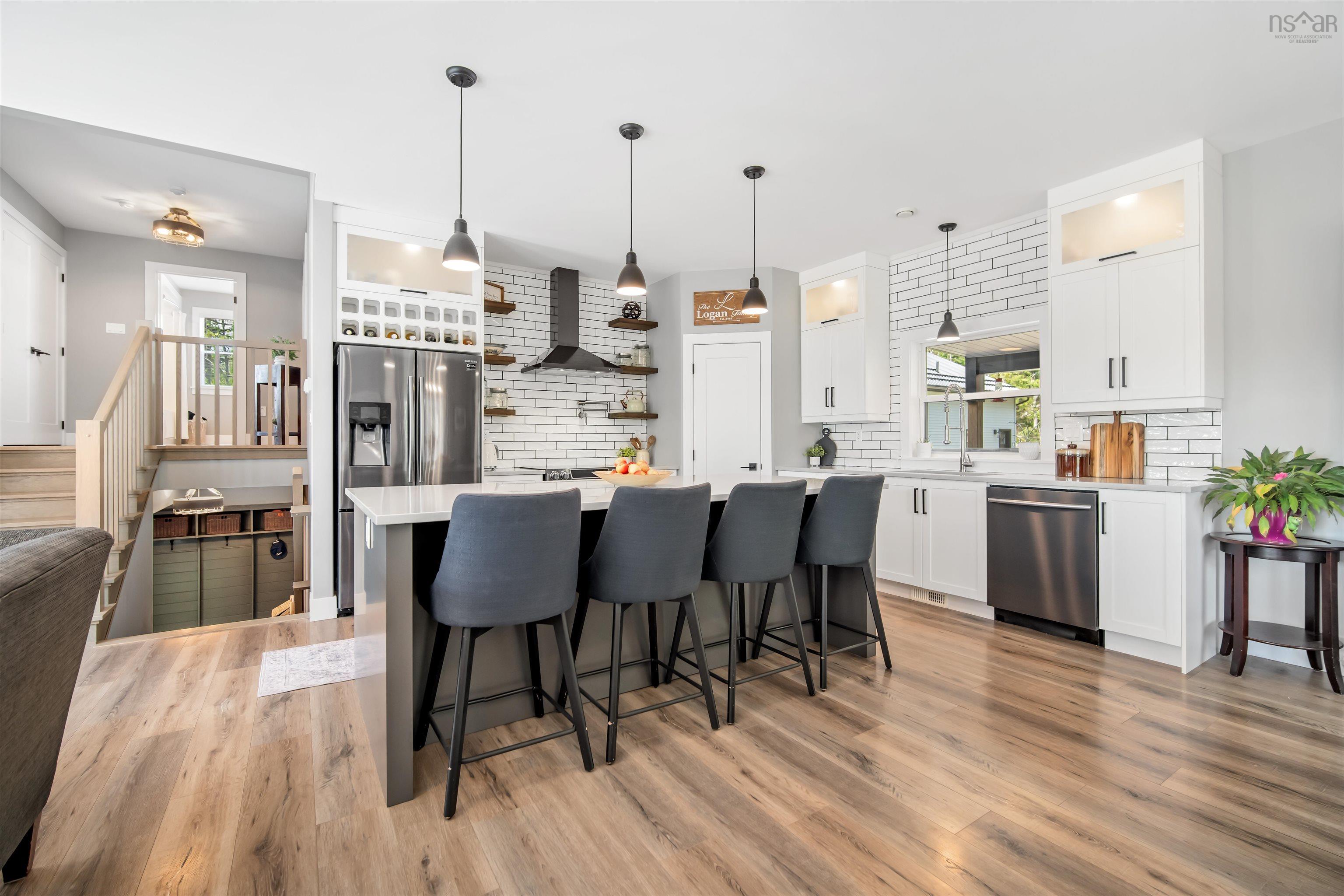 $1,380,000.00: 723 McCabe Lake Drive, Middle Sackville