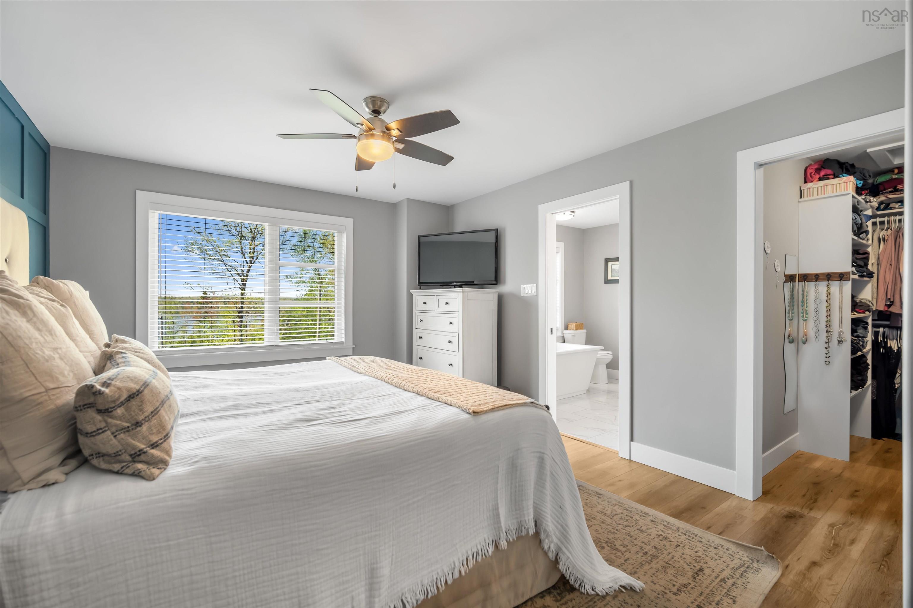 $1,380,000.00: 723 McCabe Lake Drive, Middle Sackville