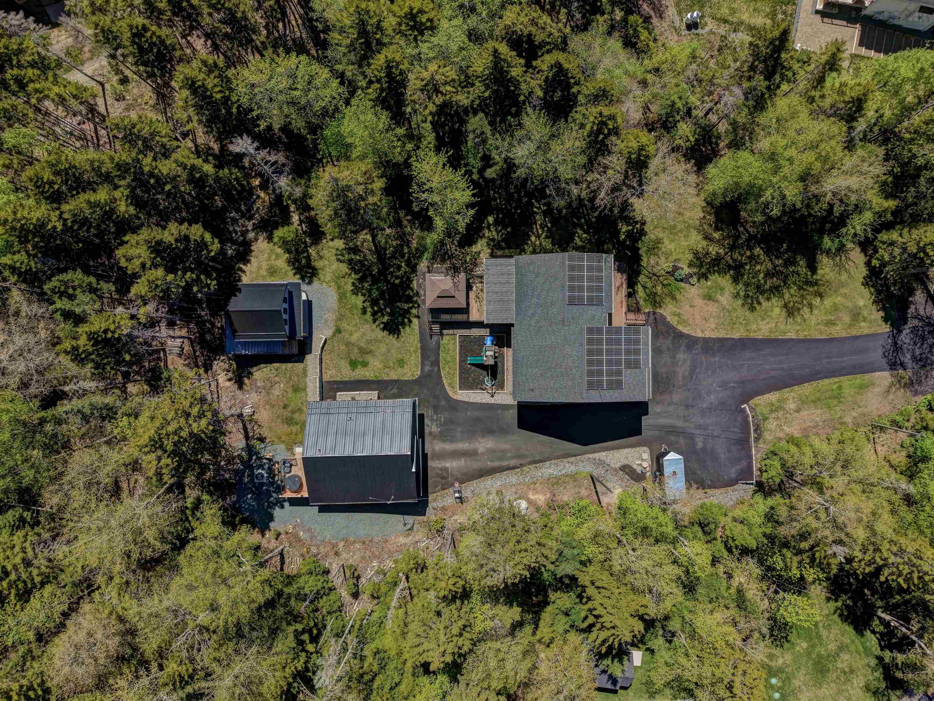 $1,380,000.00: 723 McCabe Lake Drive, Middle Sackville